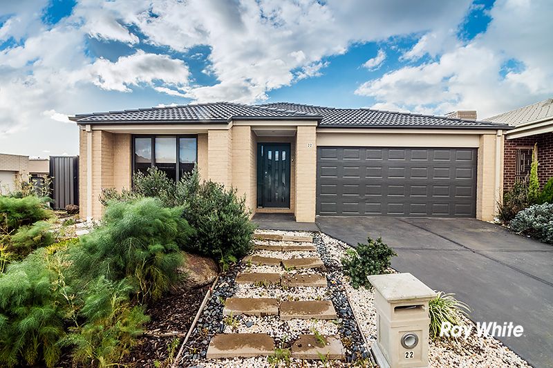 22 Calabrese Circuit, Clyde North, VIC 3978