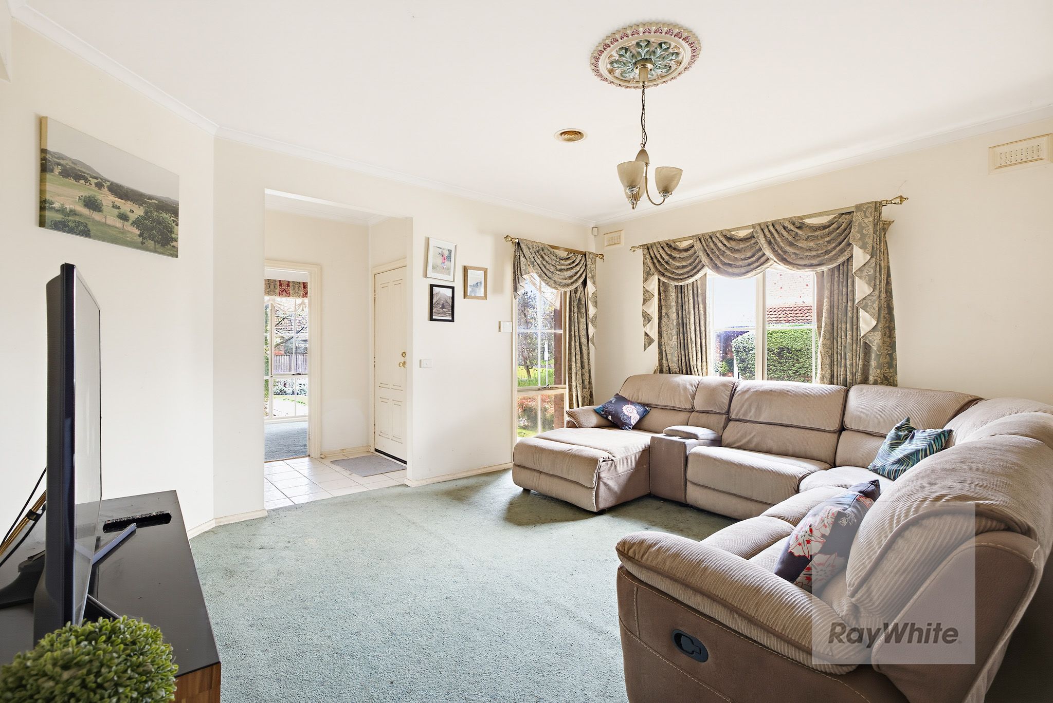 10 Wisteria Drive, Bundoora, VIC 3083