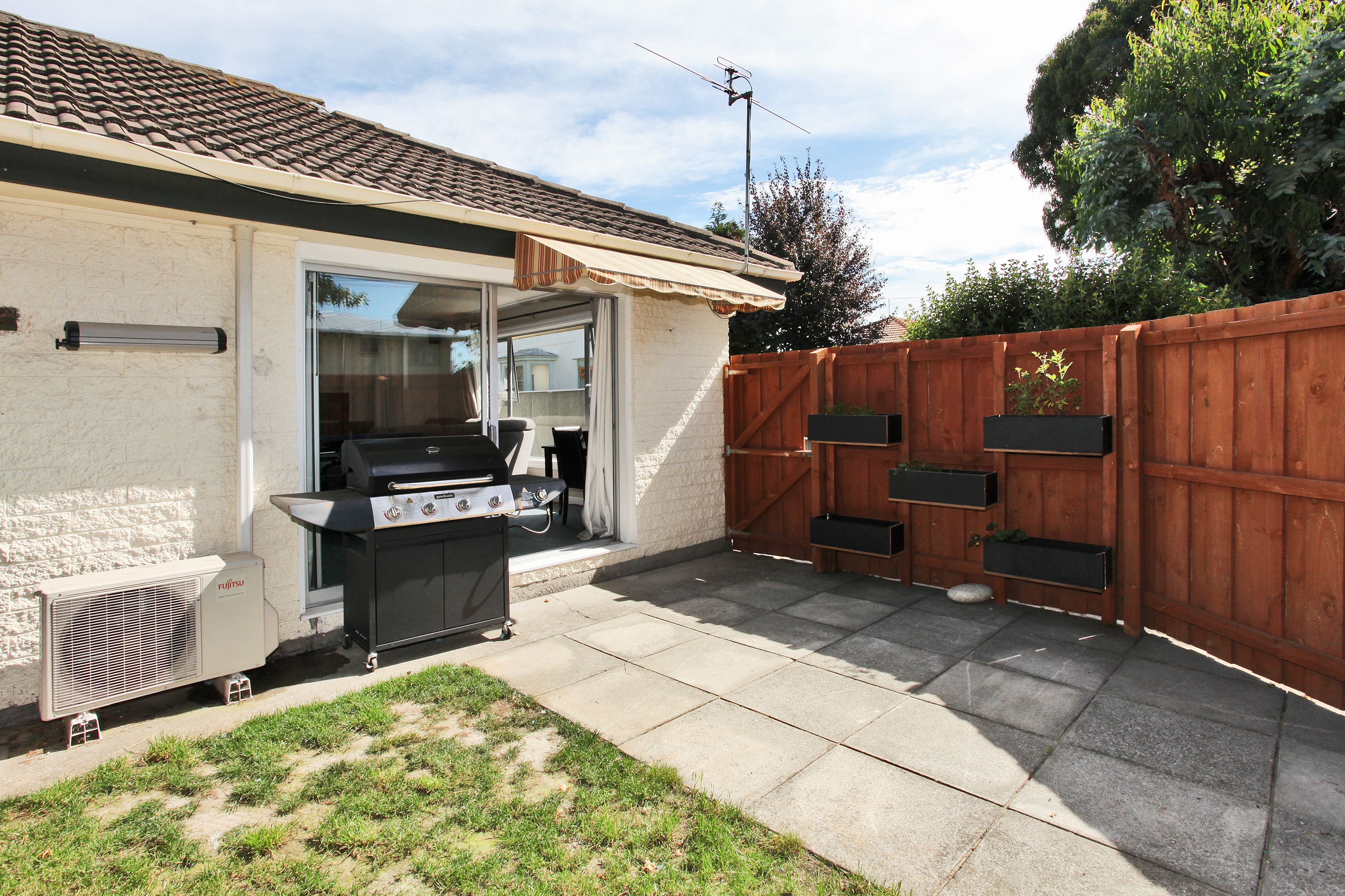 1/350 Worcester Street, Linwood, Christchurch City