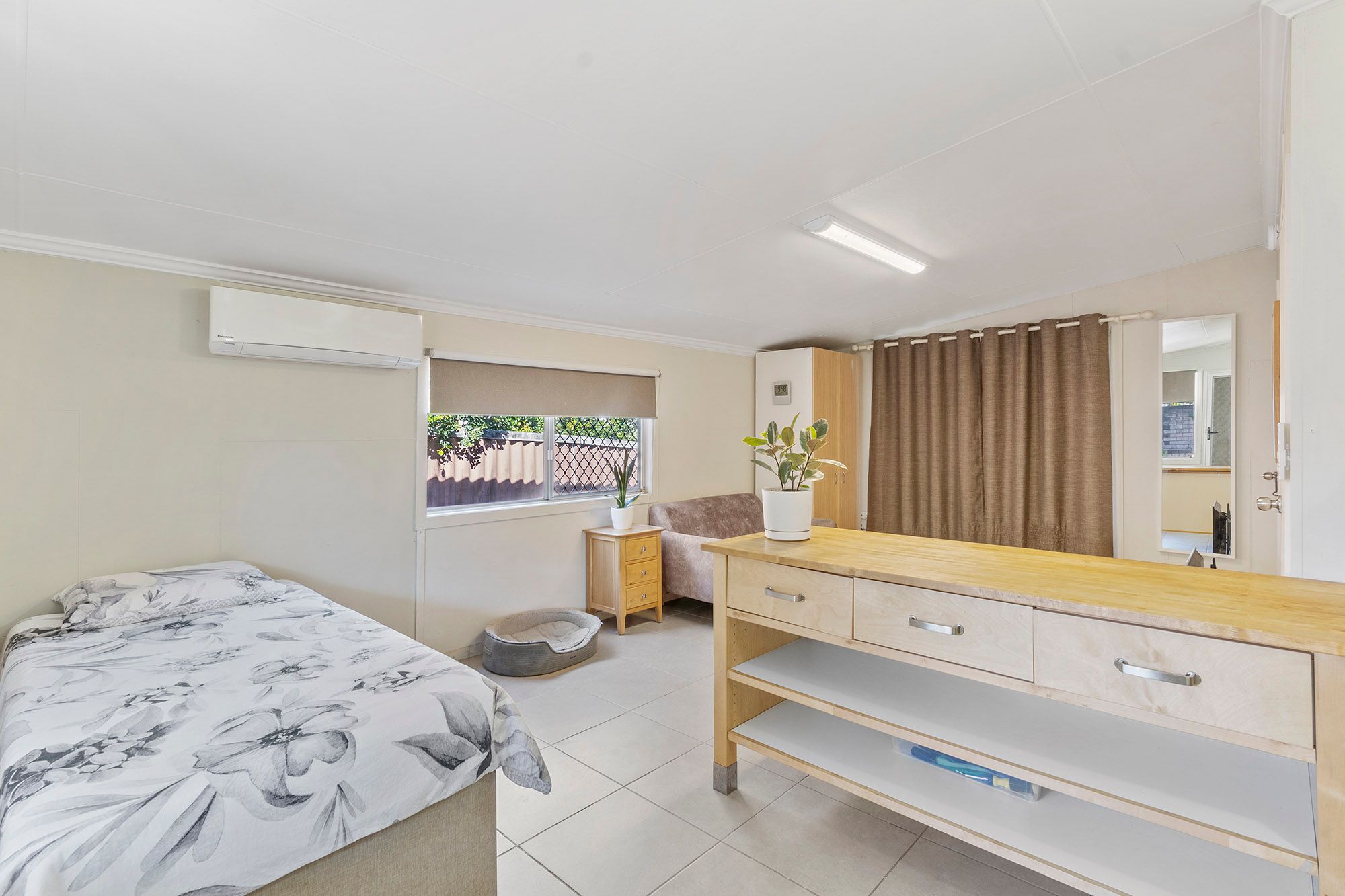 1 Tintagel Street, Underwood, QLD 4119