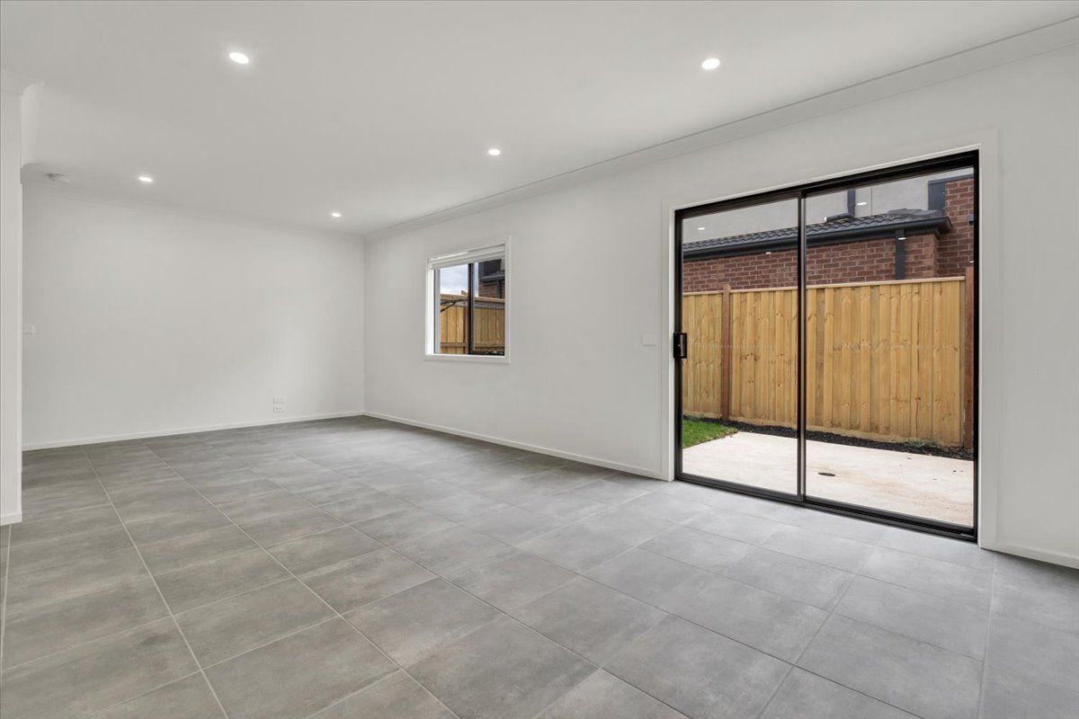 23 Wheatsheaf Road, Wyndham Vale, VIC 3024