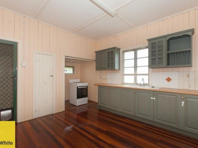 14 Muchow Street, Beenleigh, QLD 4207
