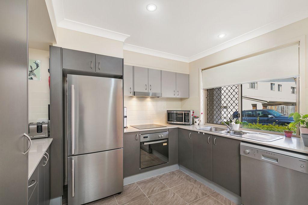 4/11 Tripcony Place, Wakerley, QLD 4154