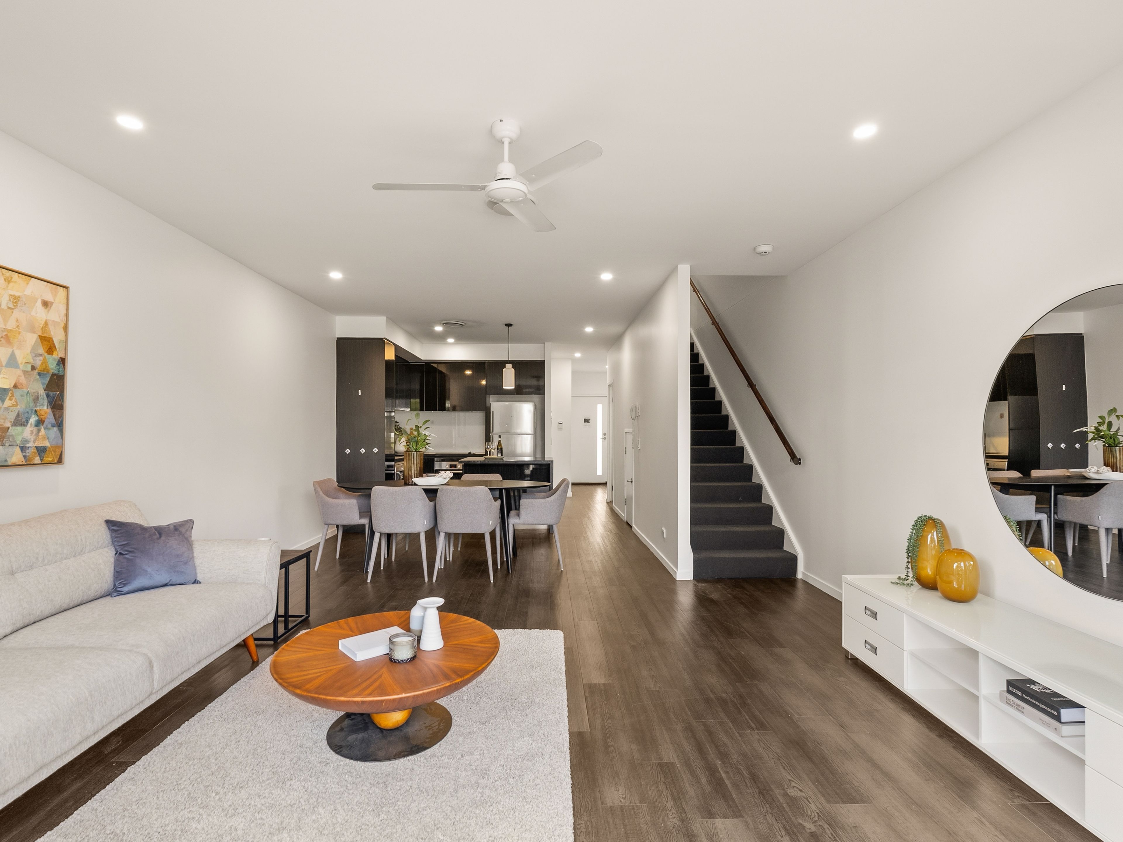 5107 Point Drive — photo 4 of 28