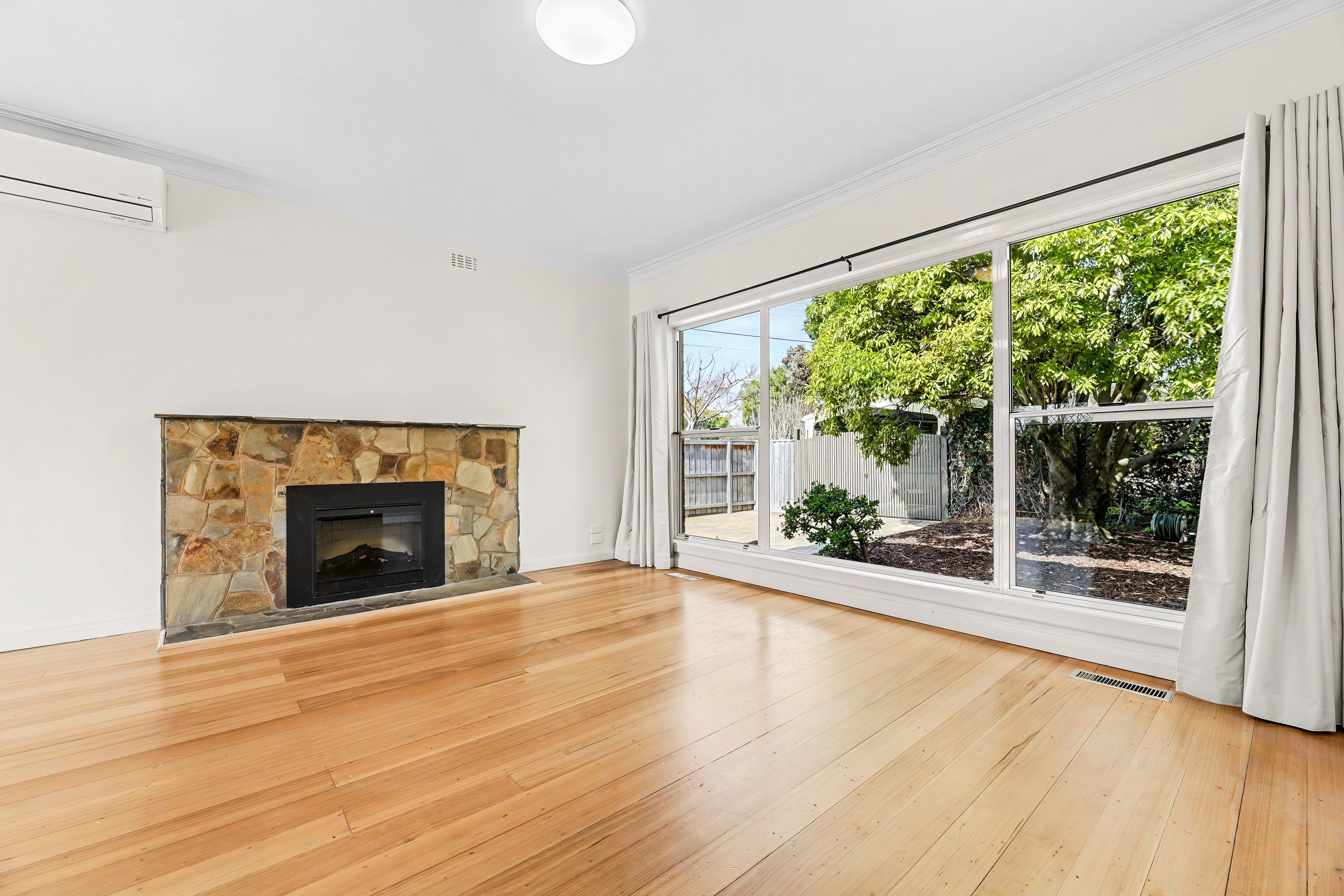 9 Tuck Street — photo 2 of 8