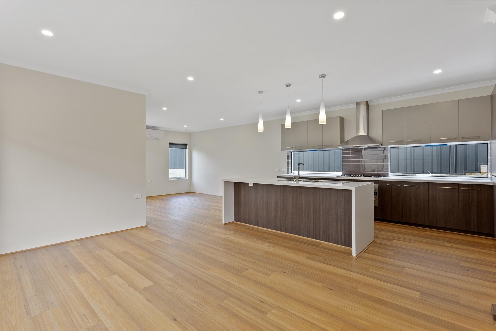 9 Almondbury Street, Bayswater, WA 6053