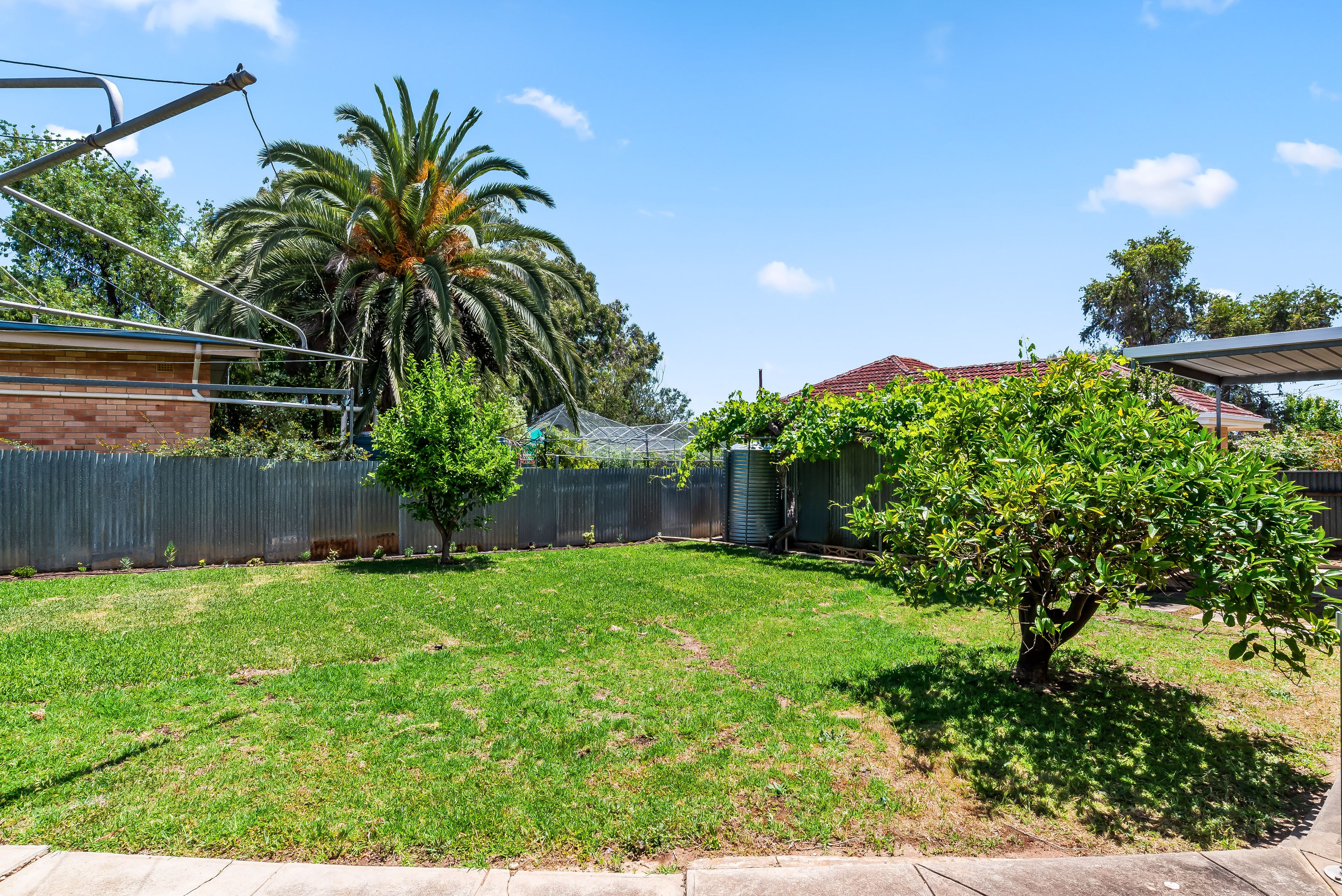 92 Cashel Street — photo 12 of 13
