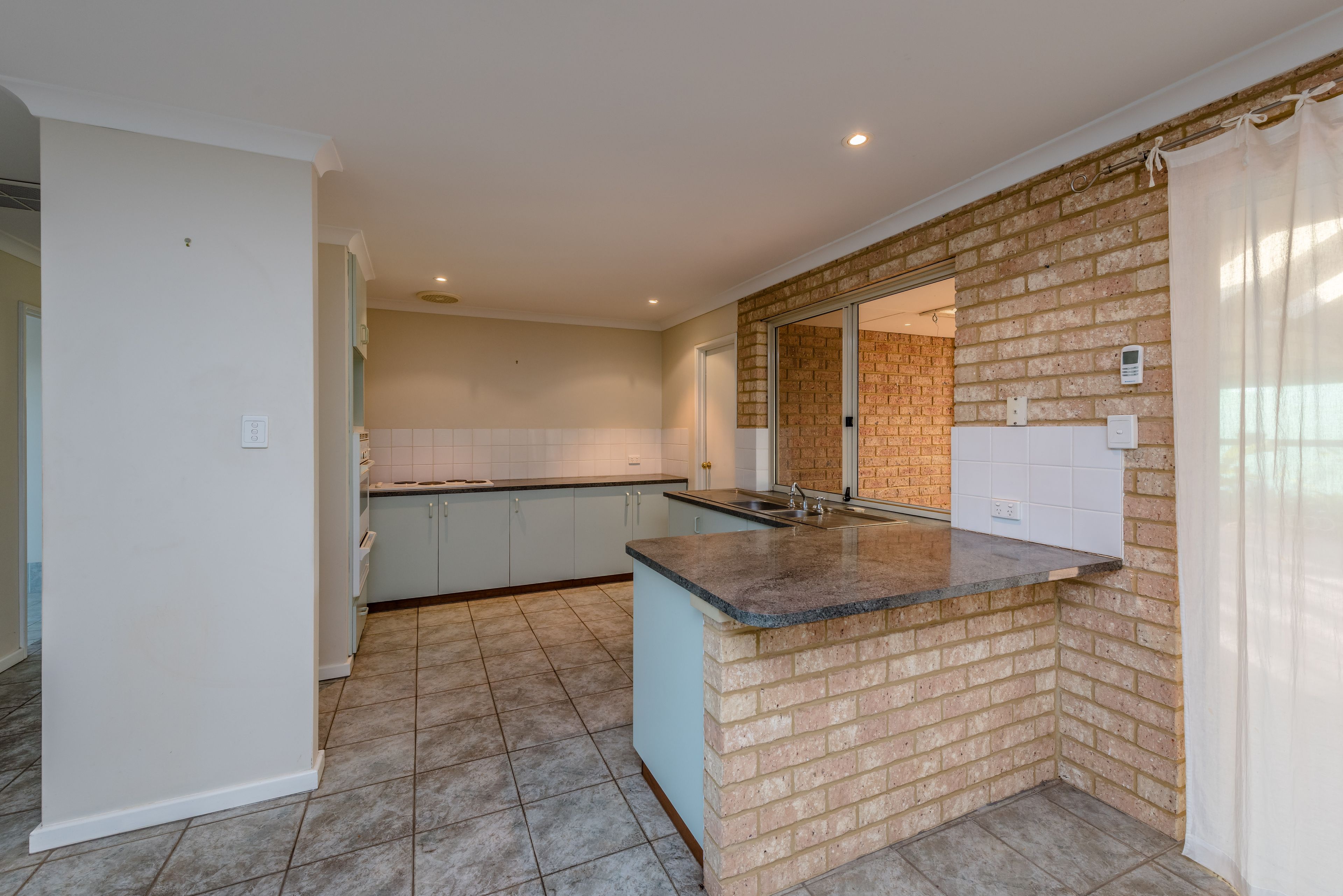 10 Waratah, Strathalbyn, WA 6530