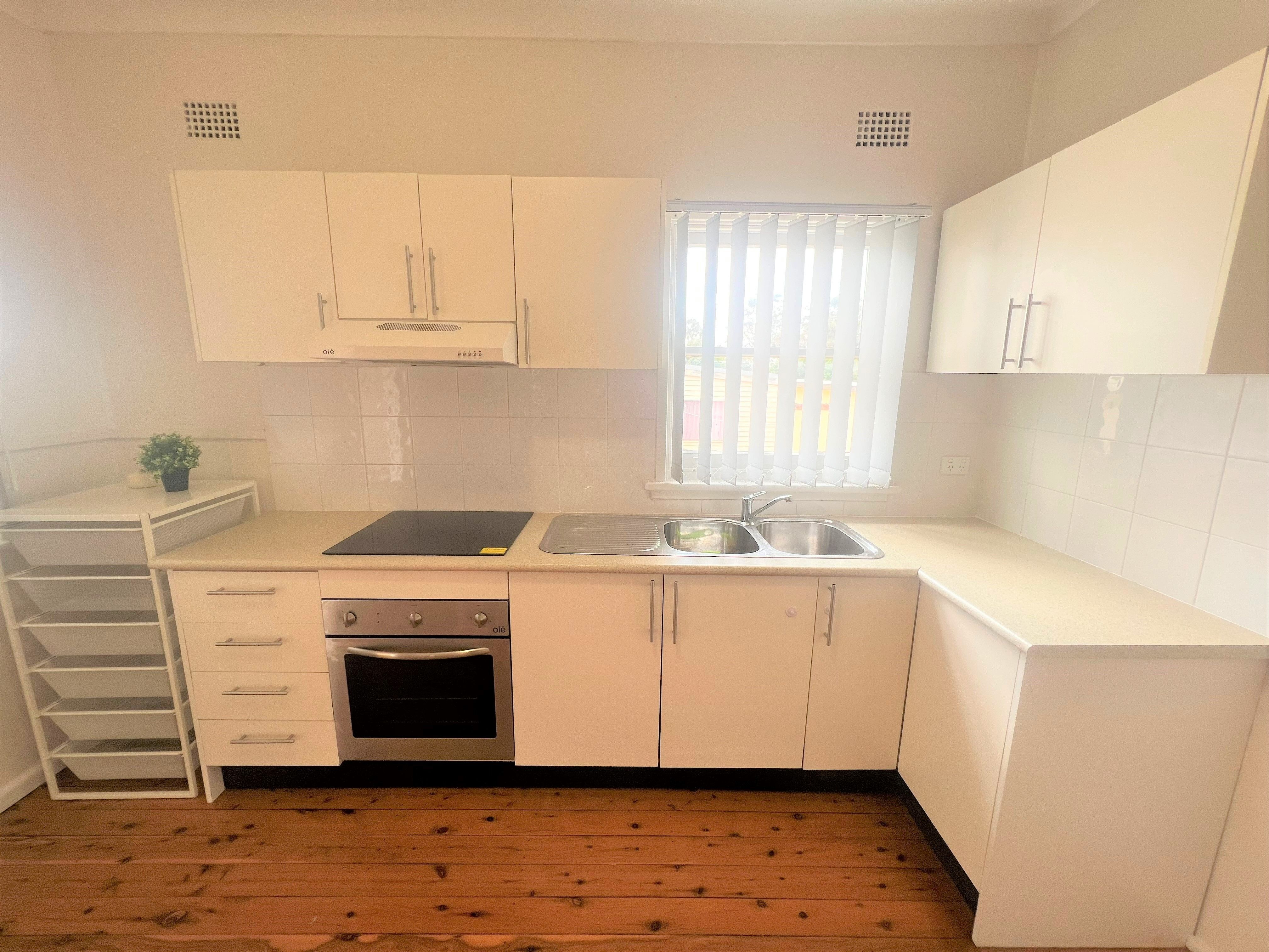16 Dundee Street, Cambridge Park, NSW 2747