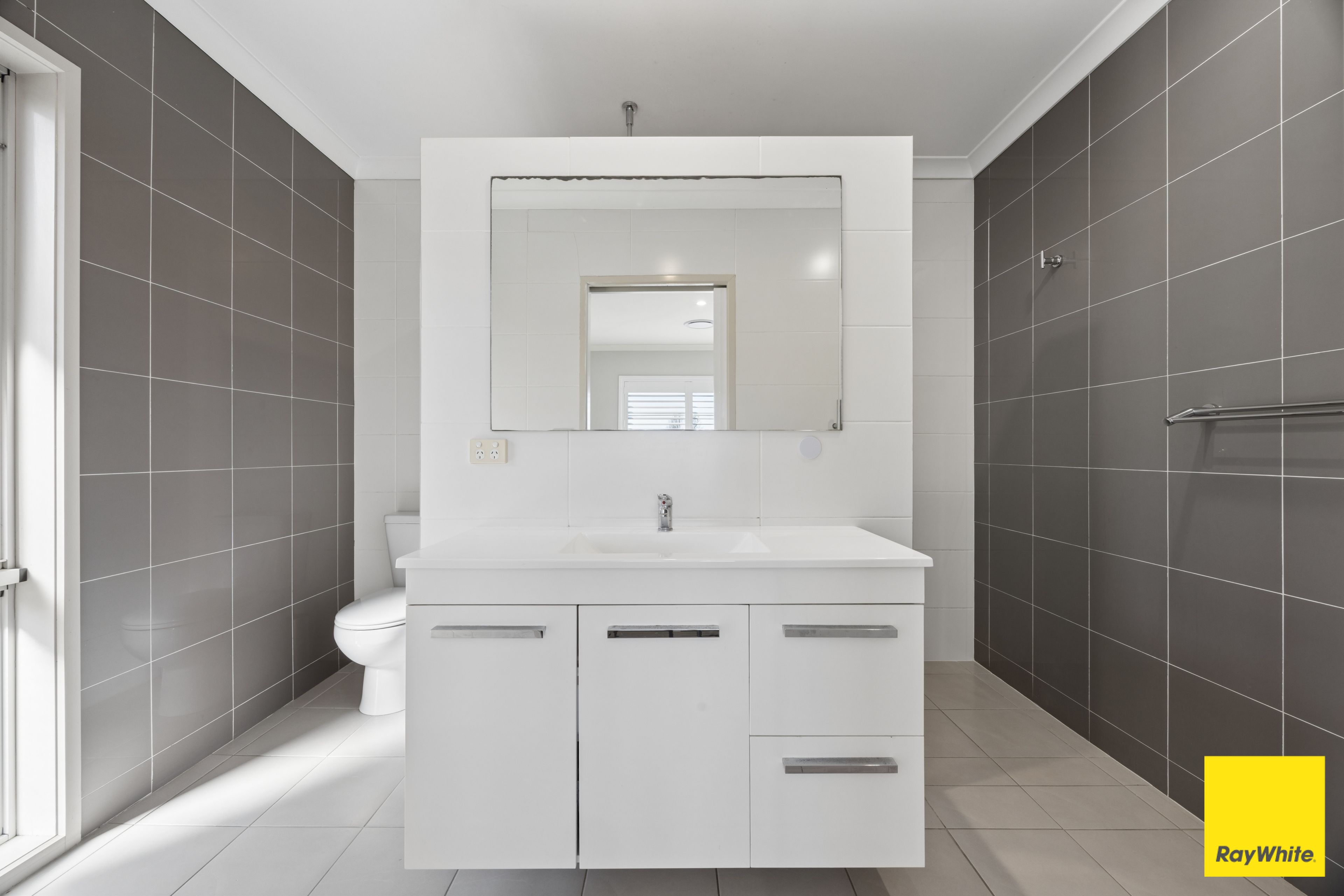 53 McCusker Drive — photo 11 of 24