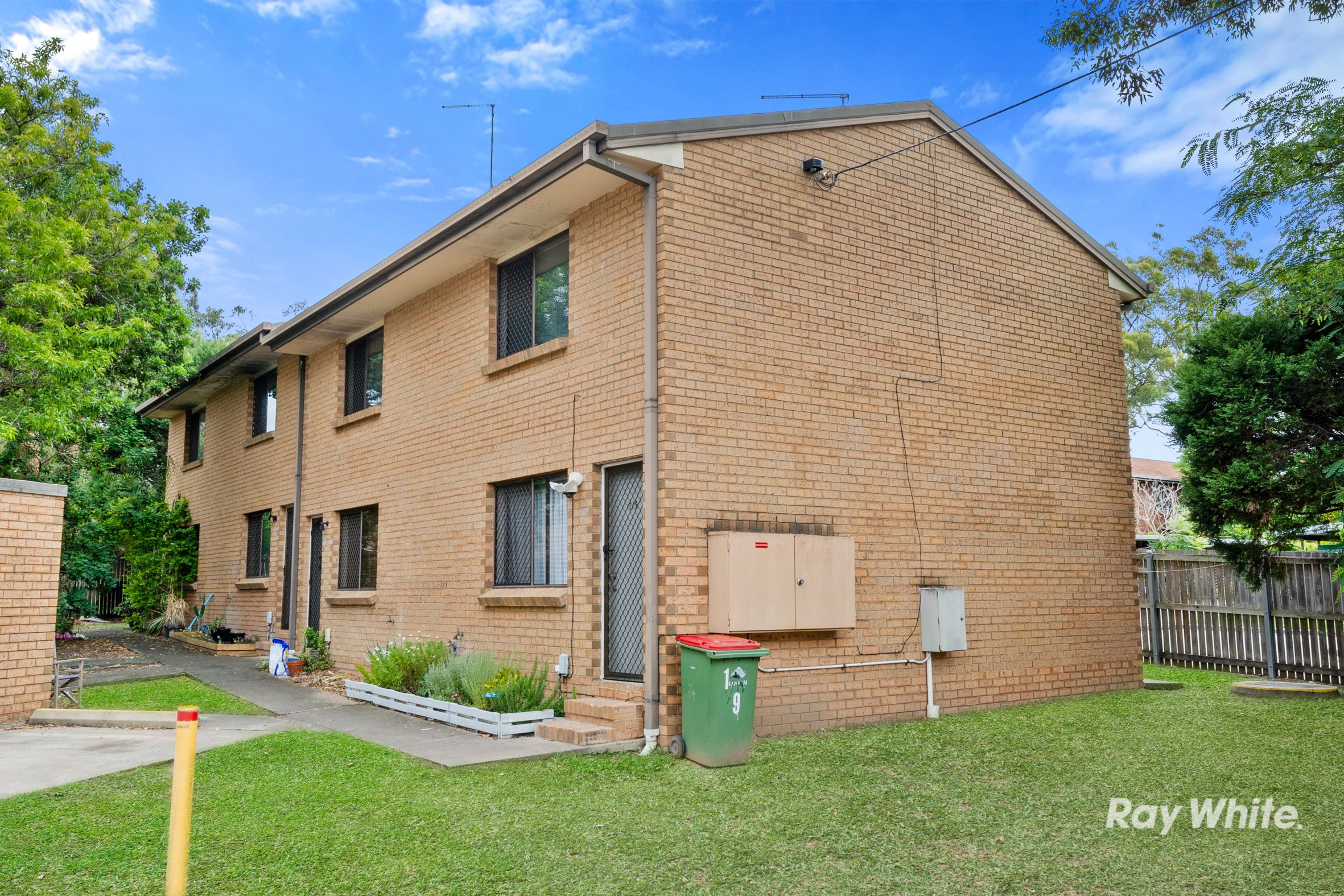 4/9 Cognac Court, Kingston, QLD 4114