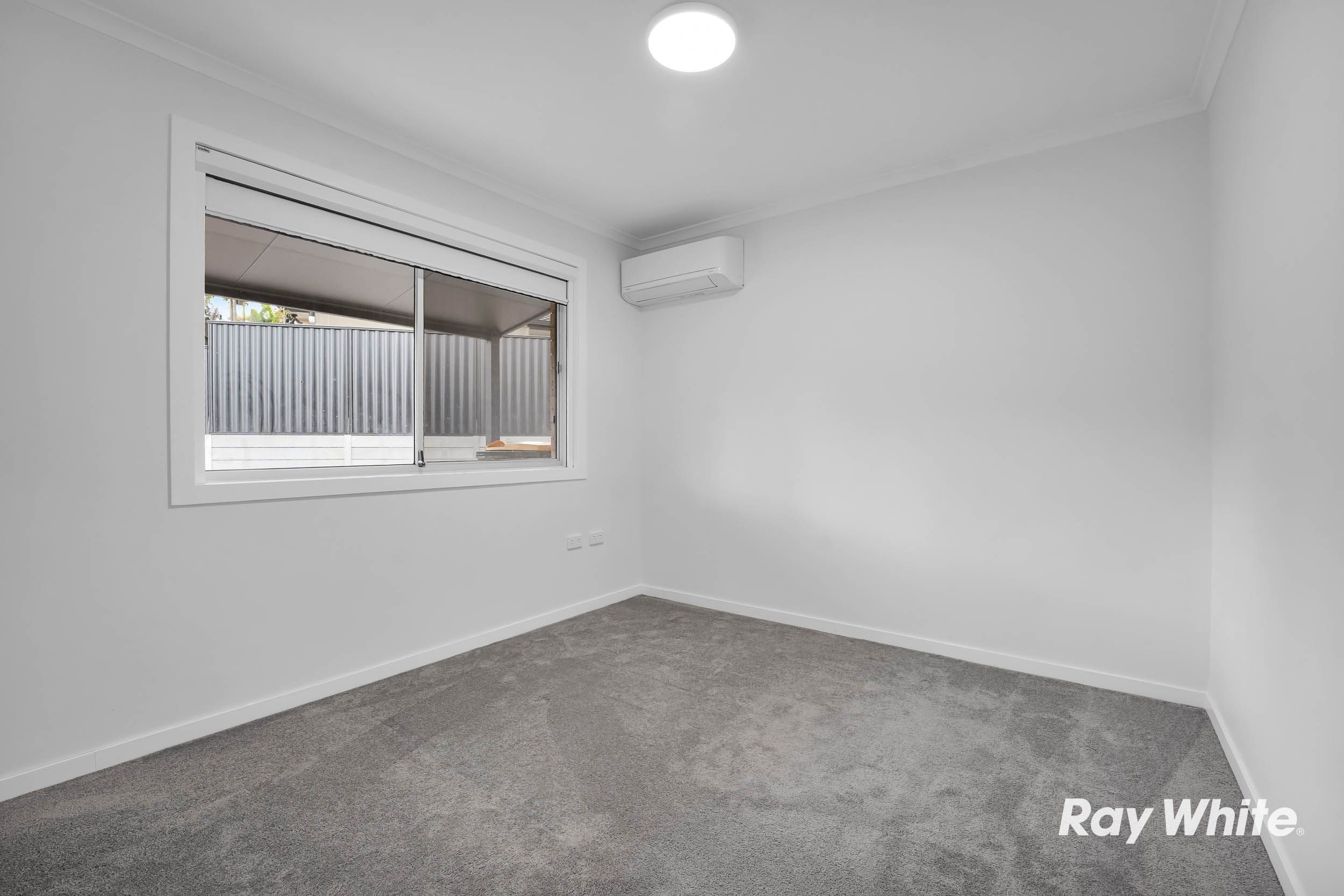 31 Satinwood Street — photo 14 of 29