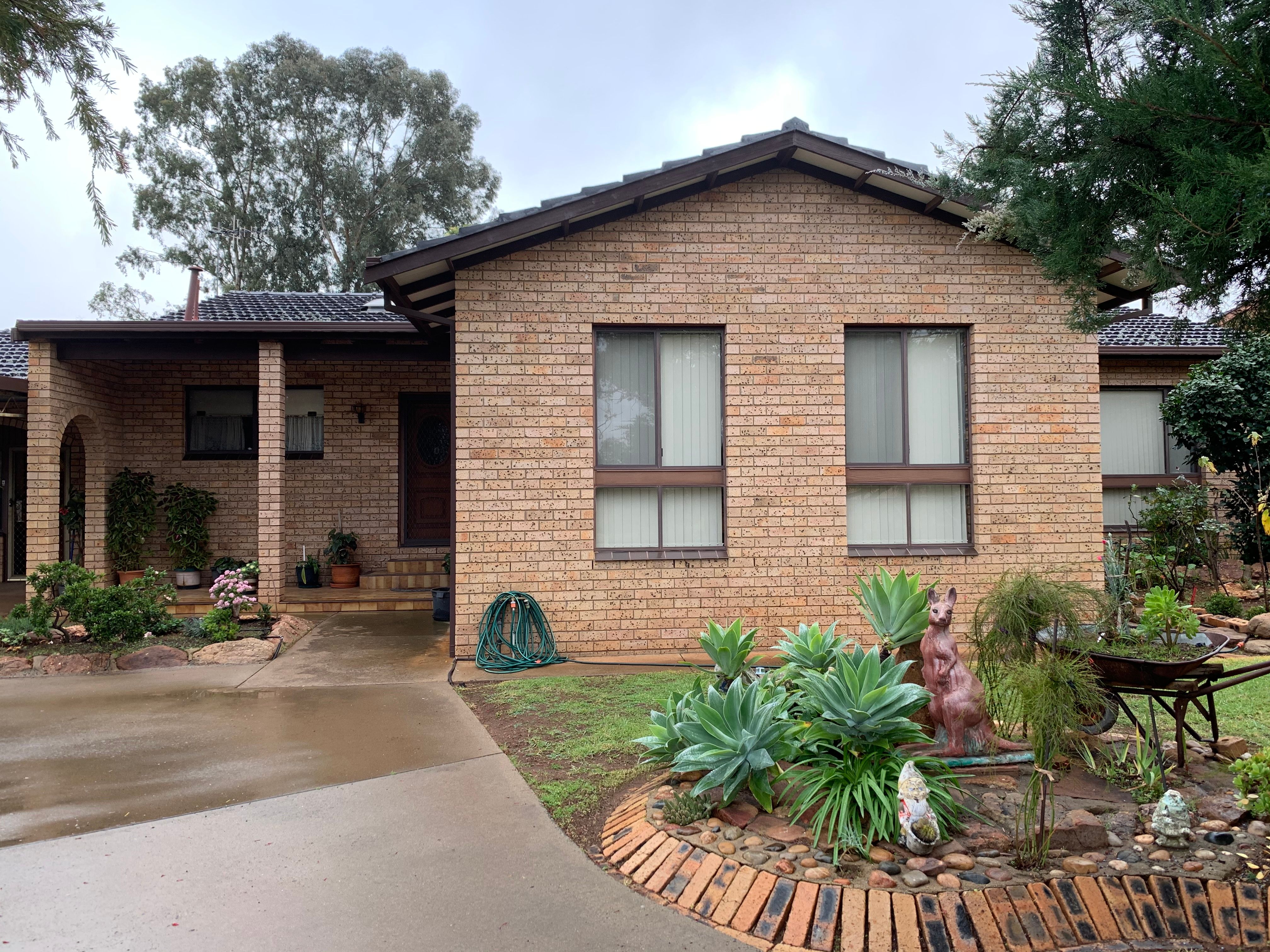 96 Blumer Avenue, Griffith, NSW 2680