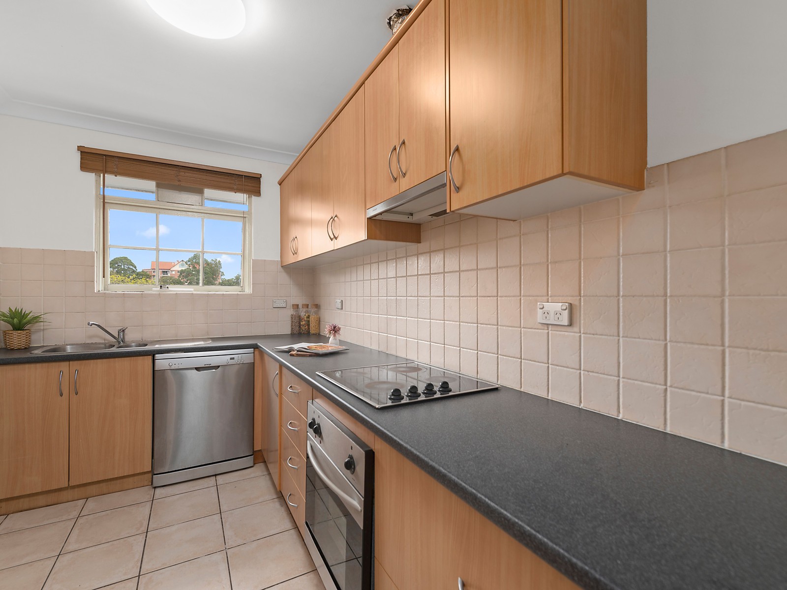 24/2-6 Albert Street, Hornsby, NSW 2077