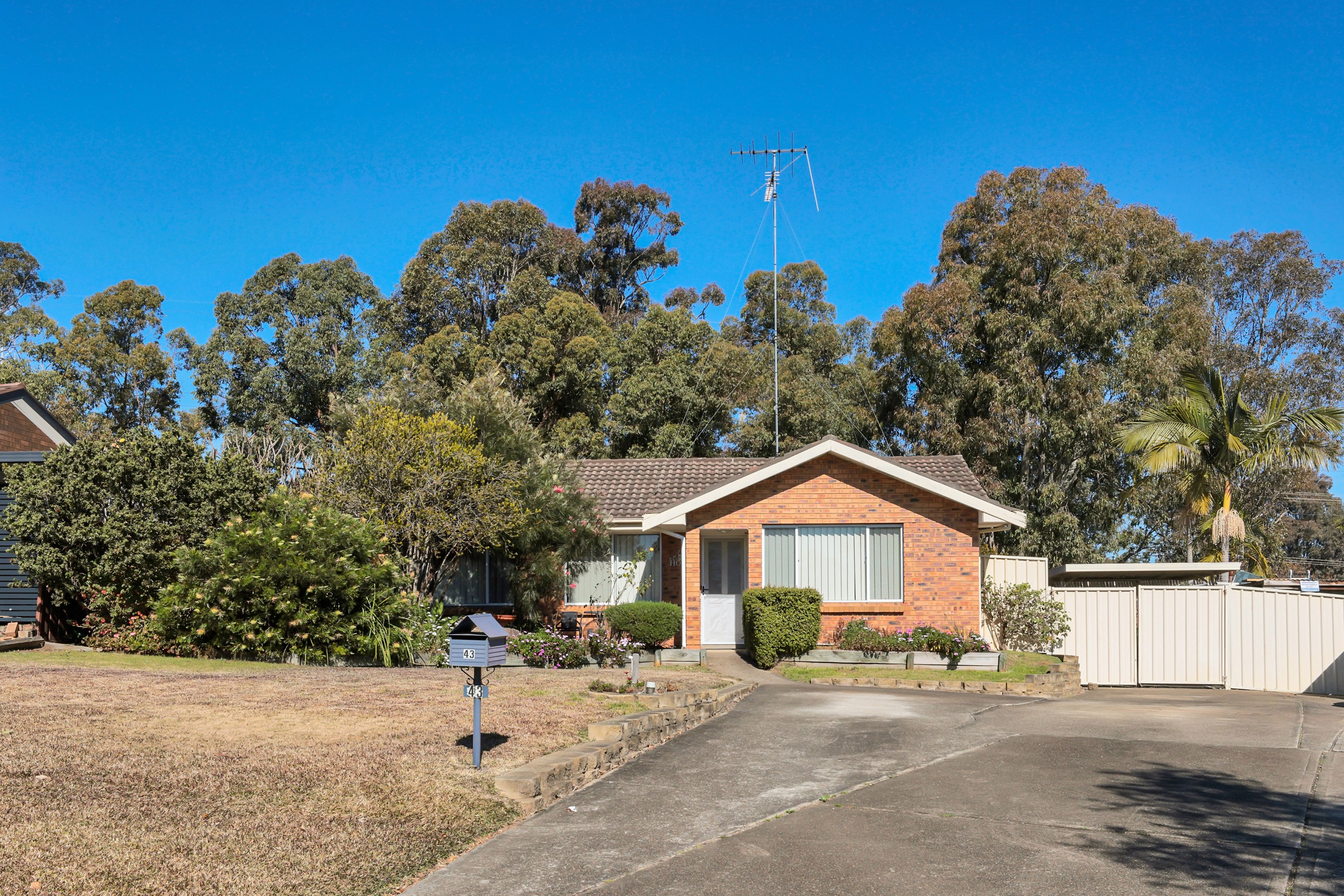 43 Rivendell Crescent, Werrington Downs, NSW 2747