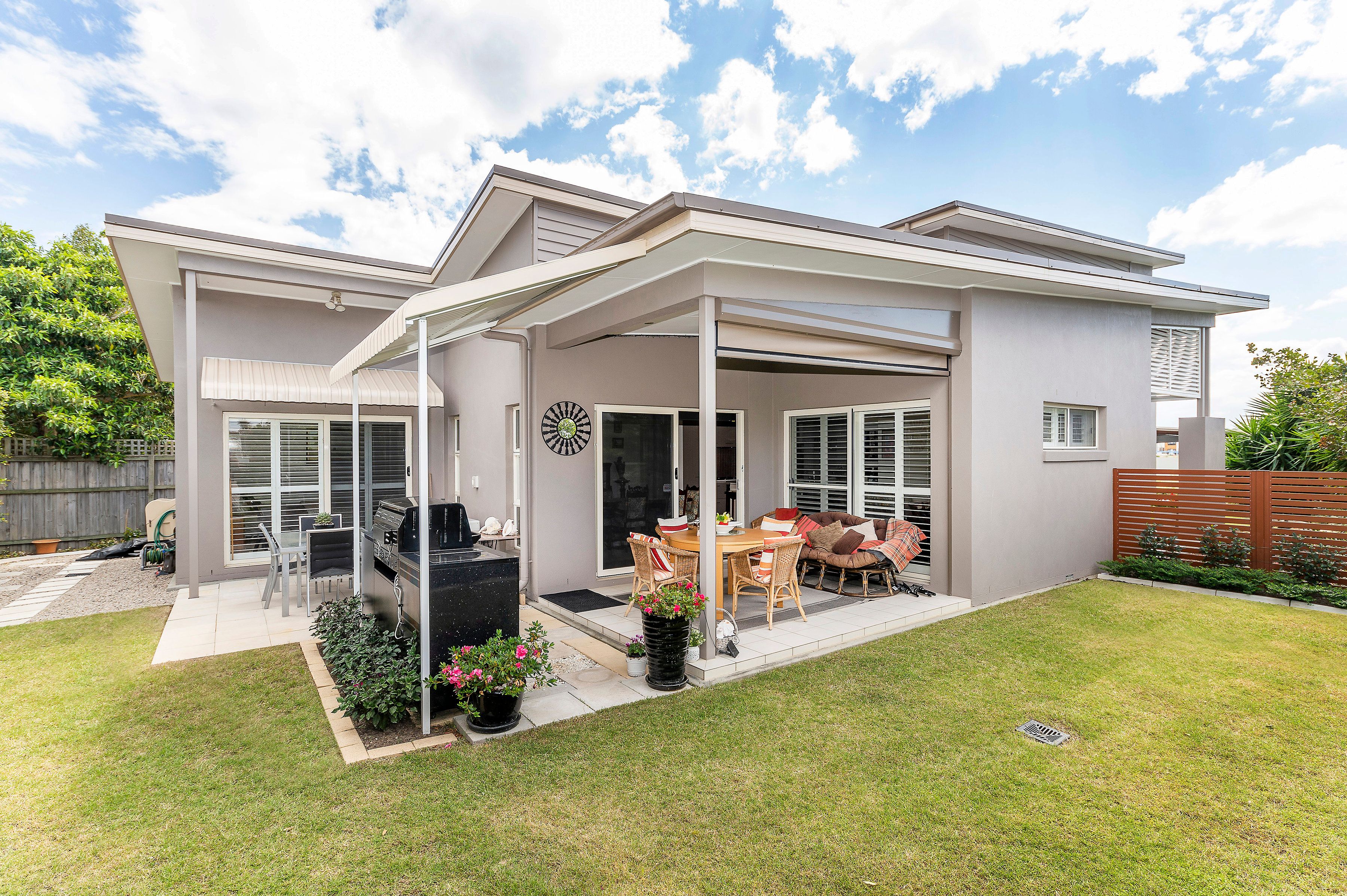 14 Cova Boulevard, Hope Island QLD 4212