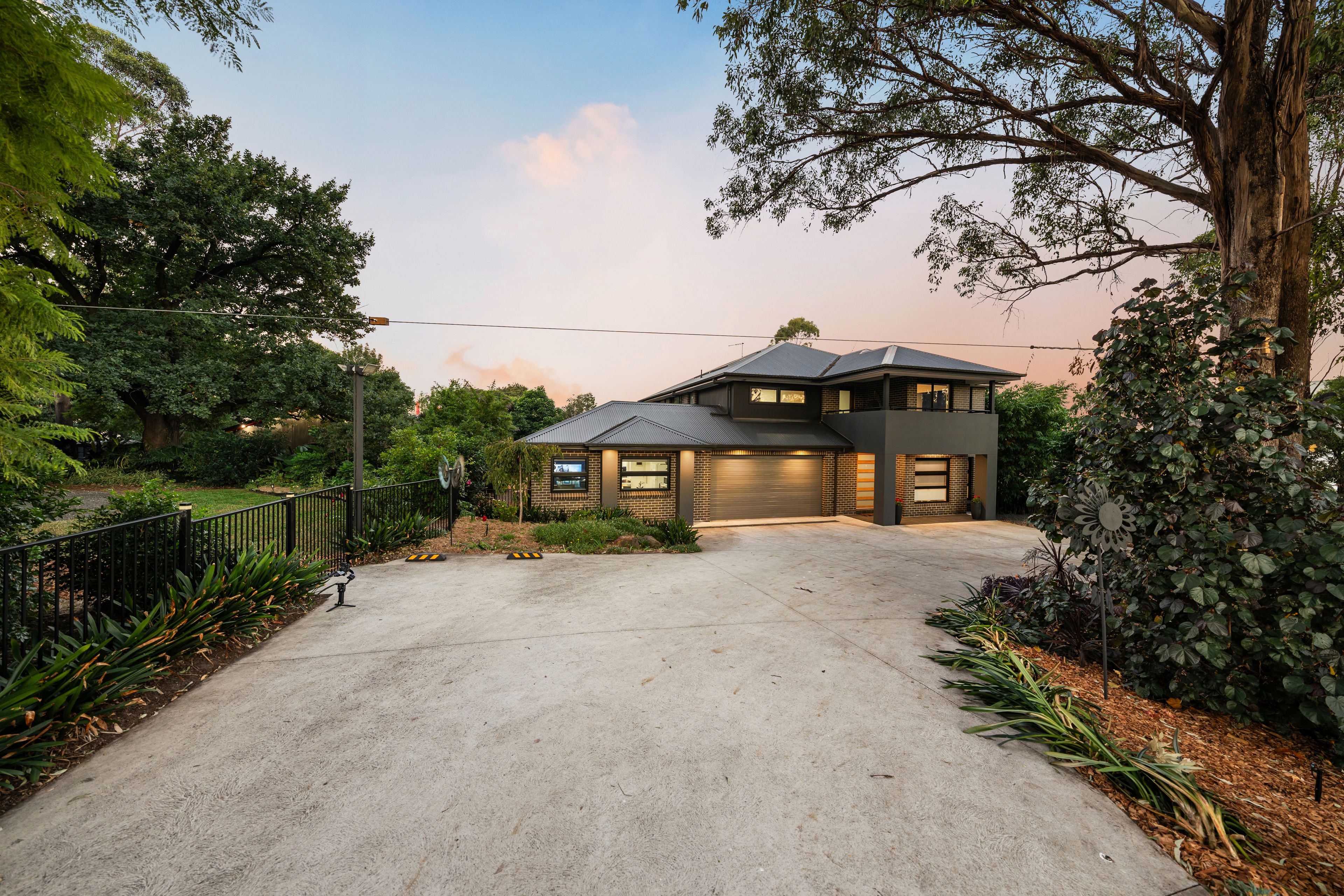 1 Dransfield Road, Edensor Park, NSW 2176