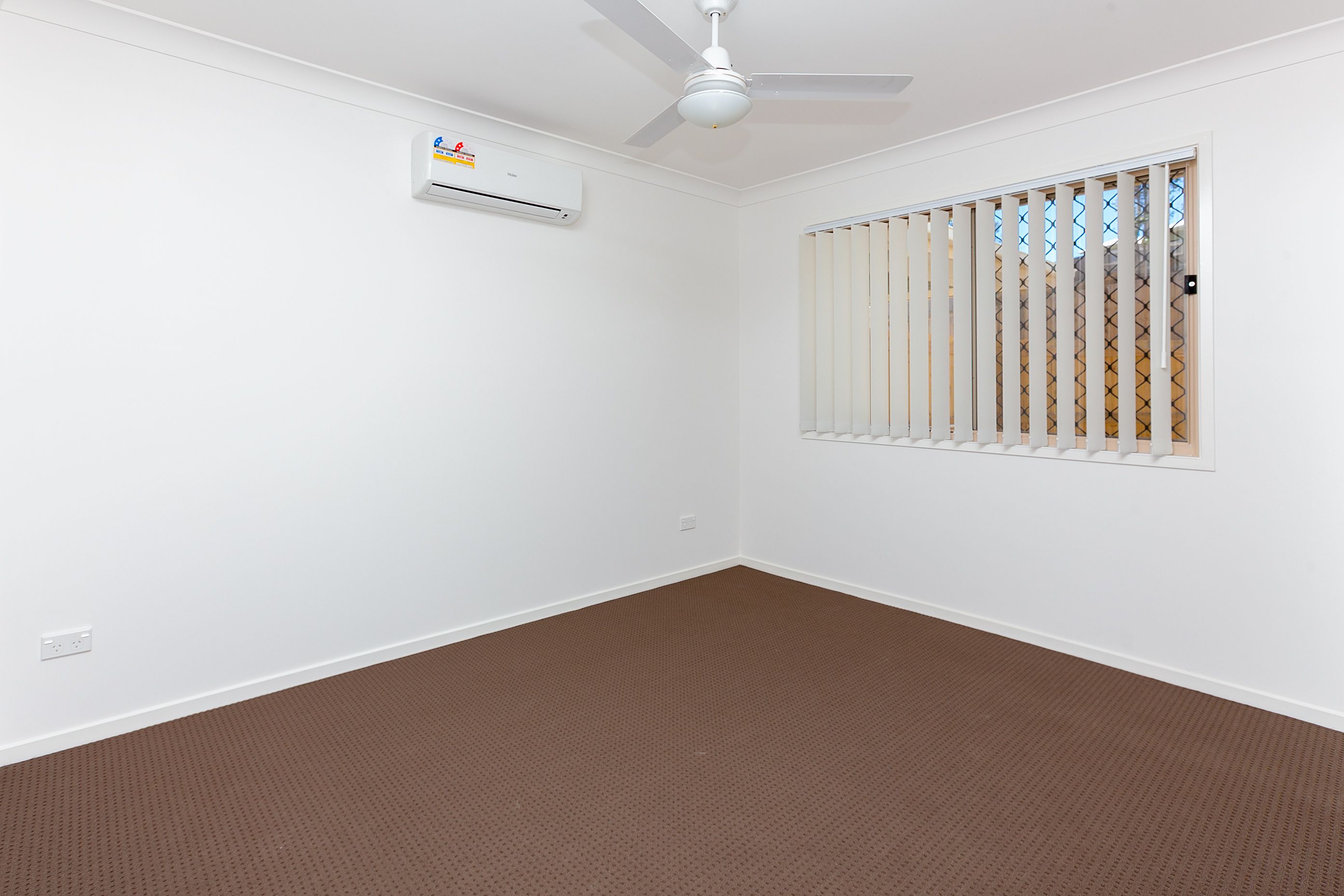 1/9 Groeschel Court, Goodna, QLD 4300 House for Rent Ray White