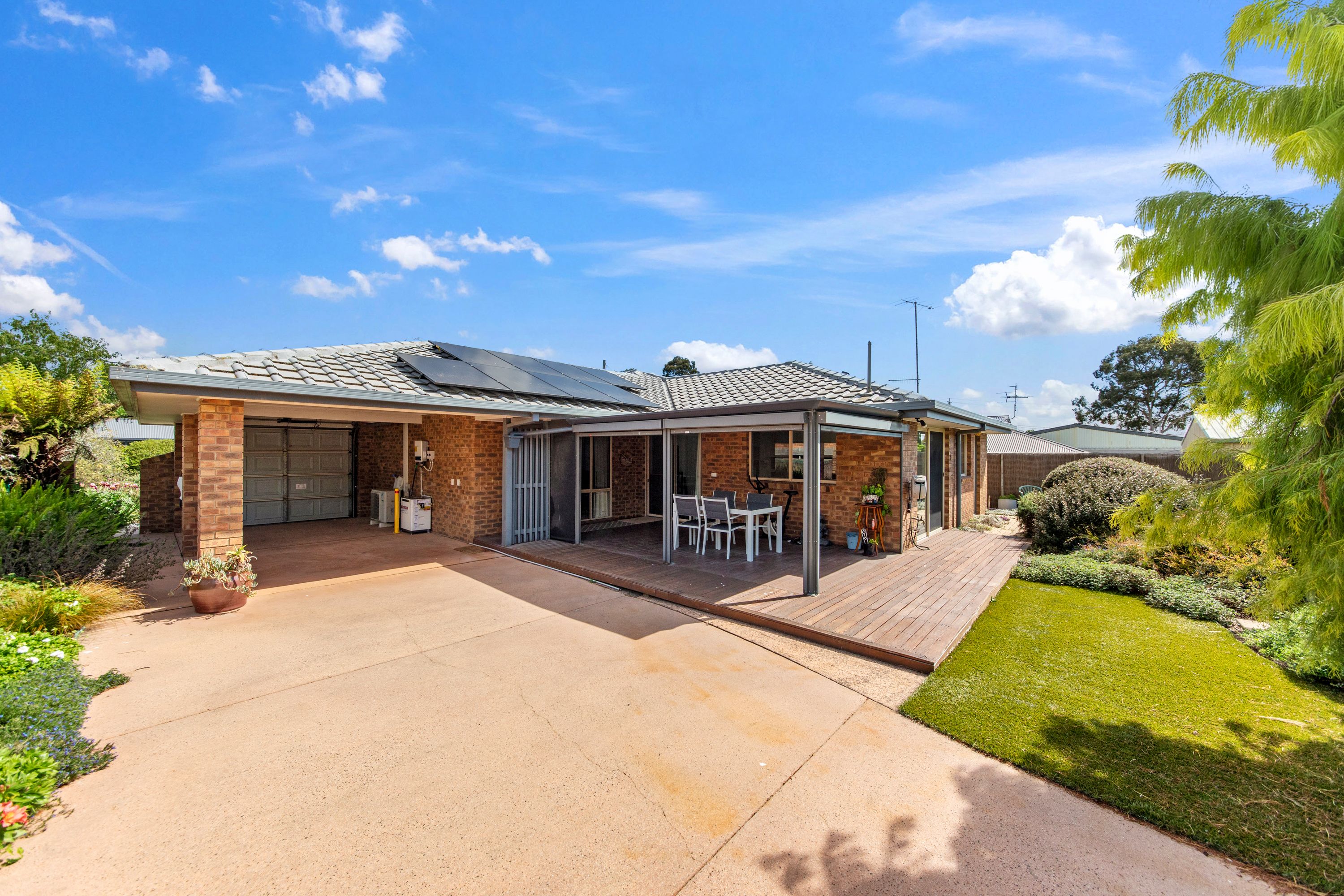 24 Acacia Court — photo 15 of 26