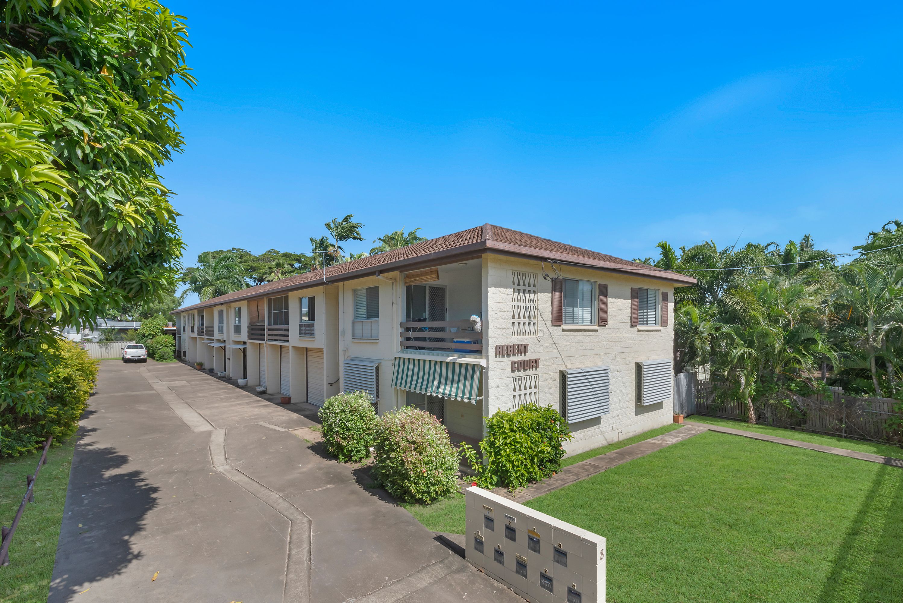 7/8 Piccadilly Street, Hyde Park, QLD 4812