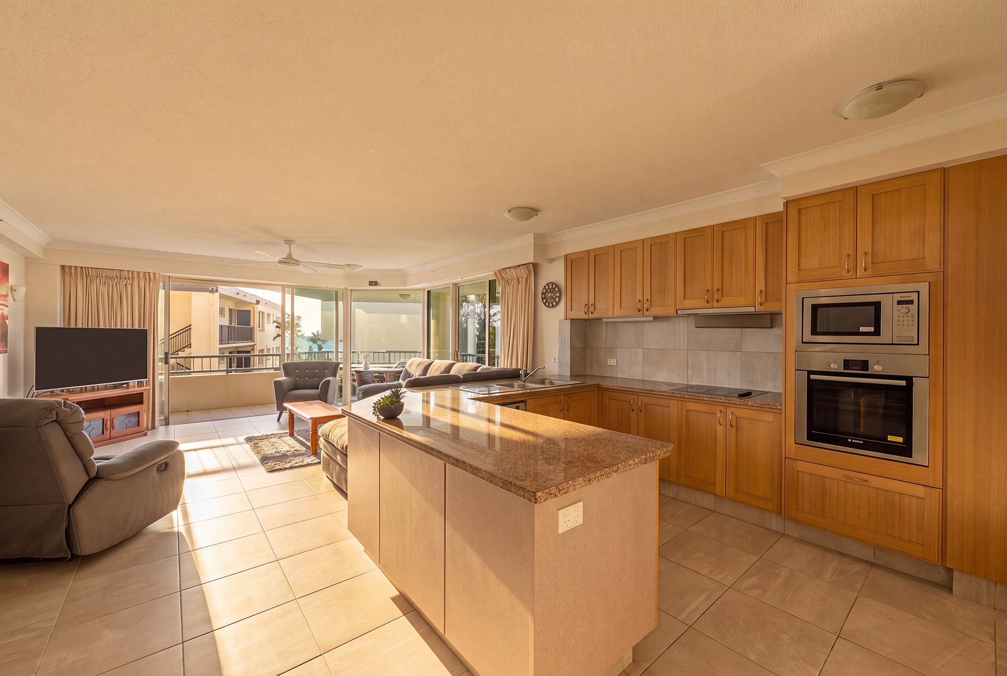 71/100 Old Burleigh Road, Broadbeach, QLD 4218