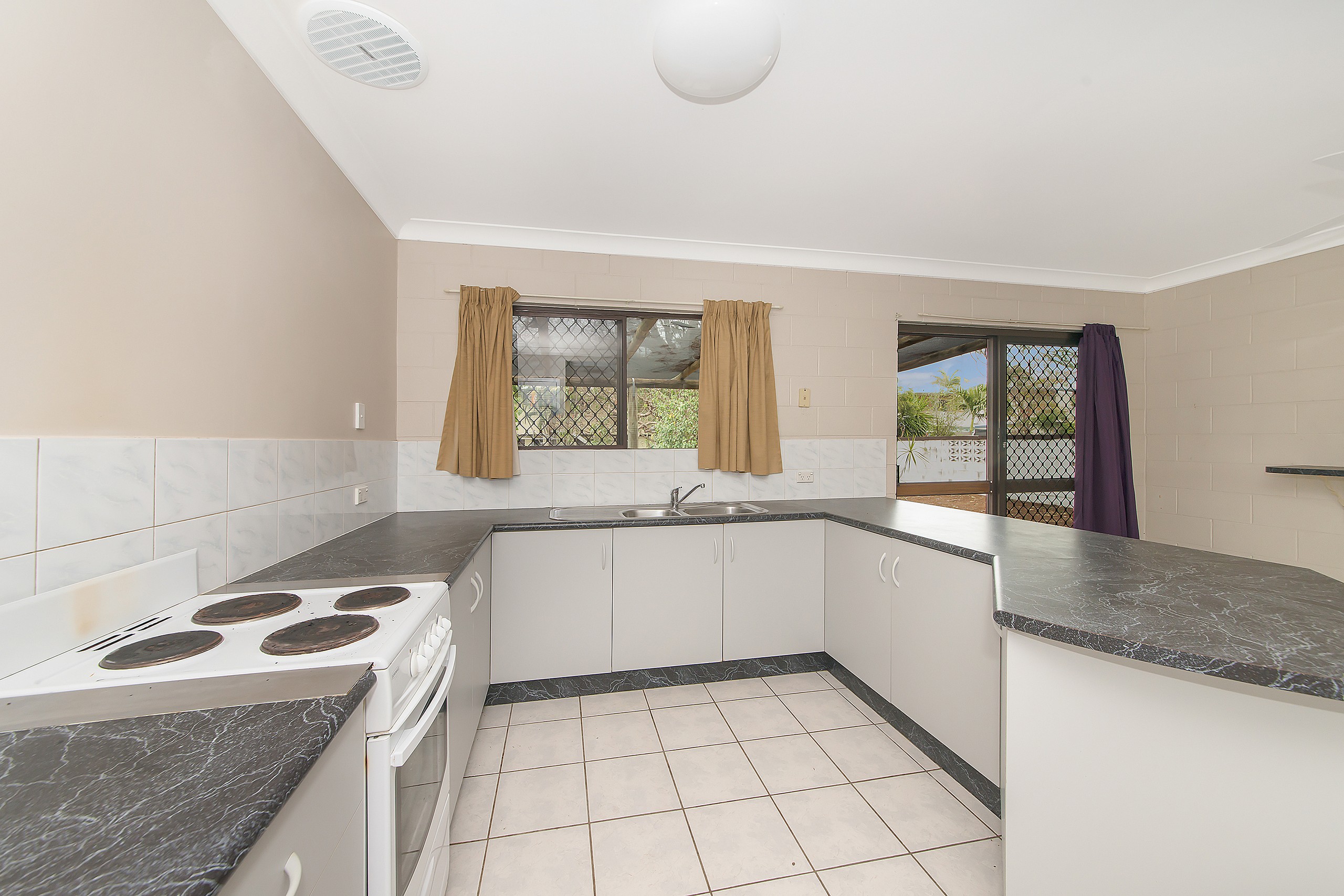 5 Victor Street, Cranbrook, QLD 4814