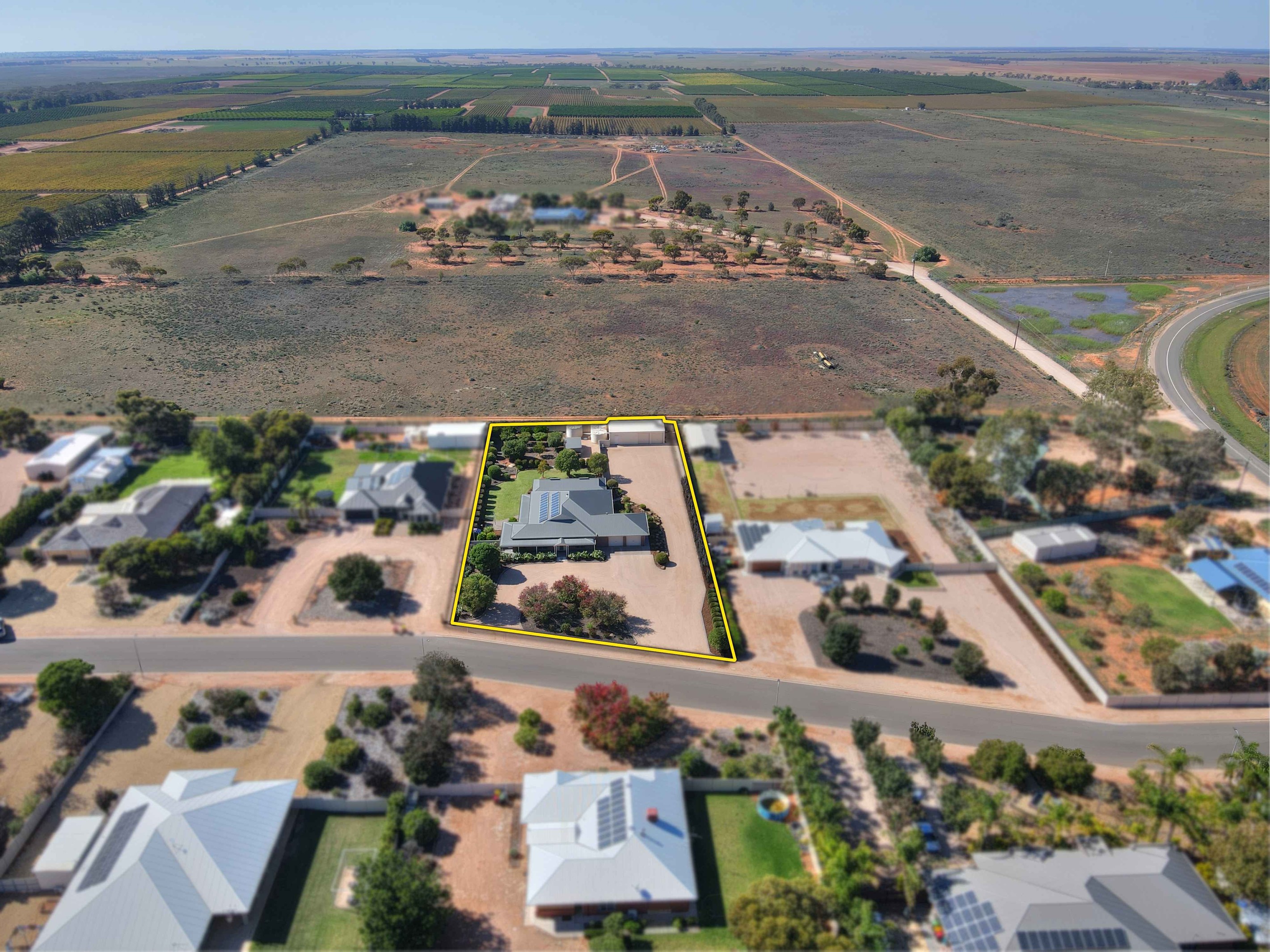 13 Warrakoo Court, Paringa, SA 5340