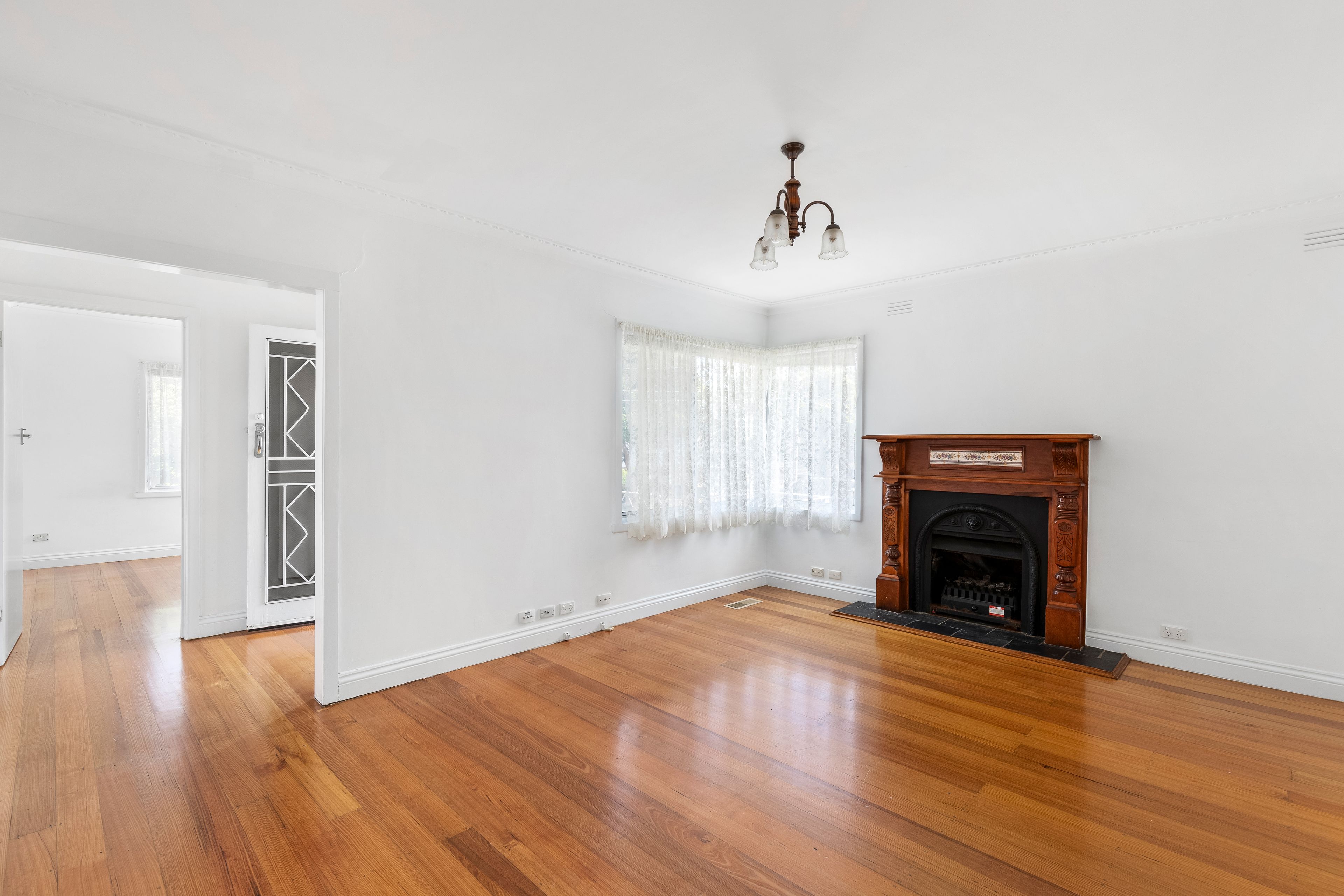 4 Green Avenue, Kingsbury, VIC 3083