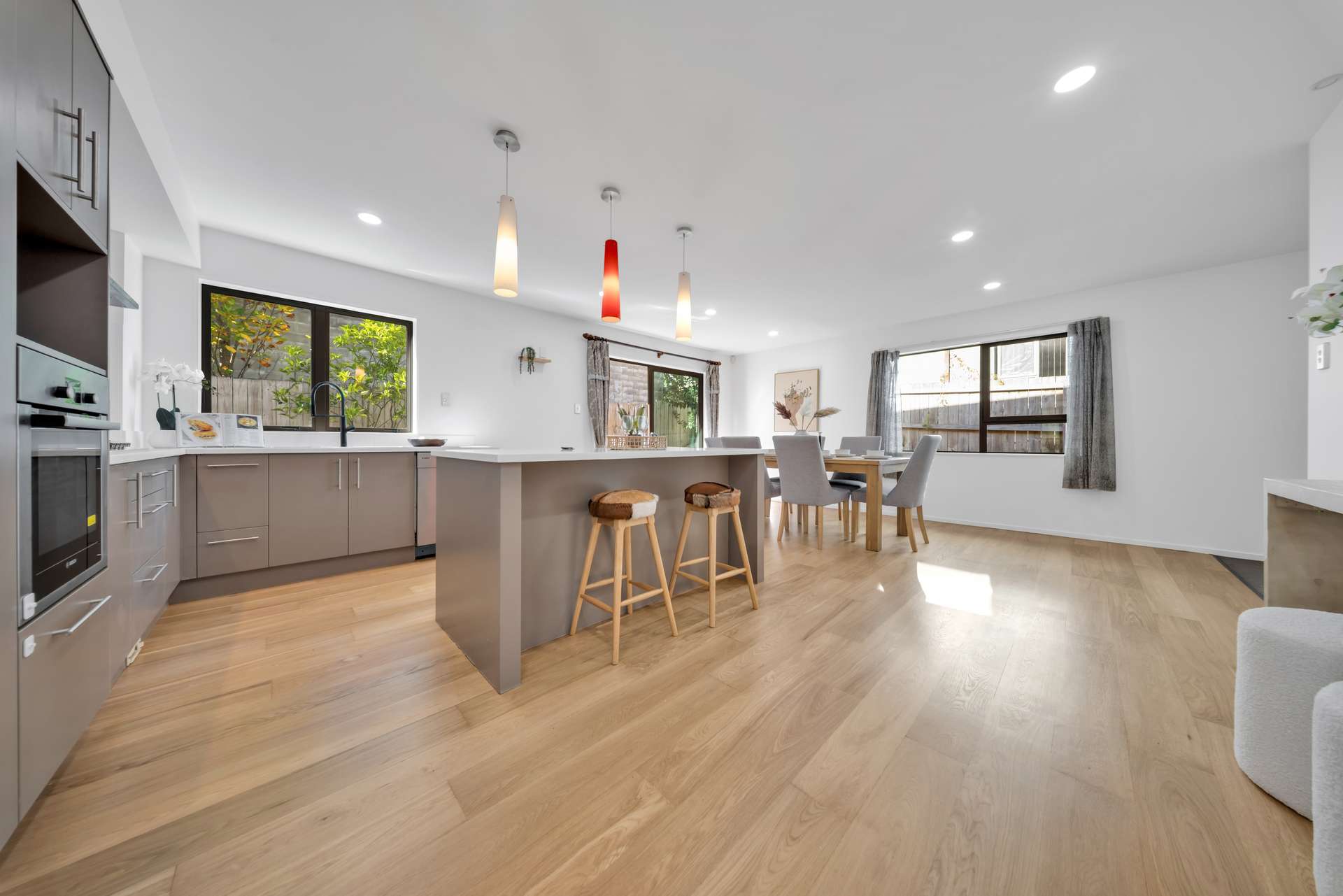 8A St Albans Avenue photo 5