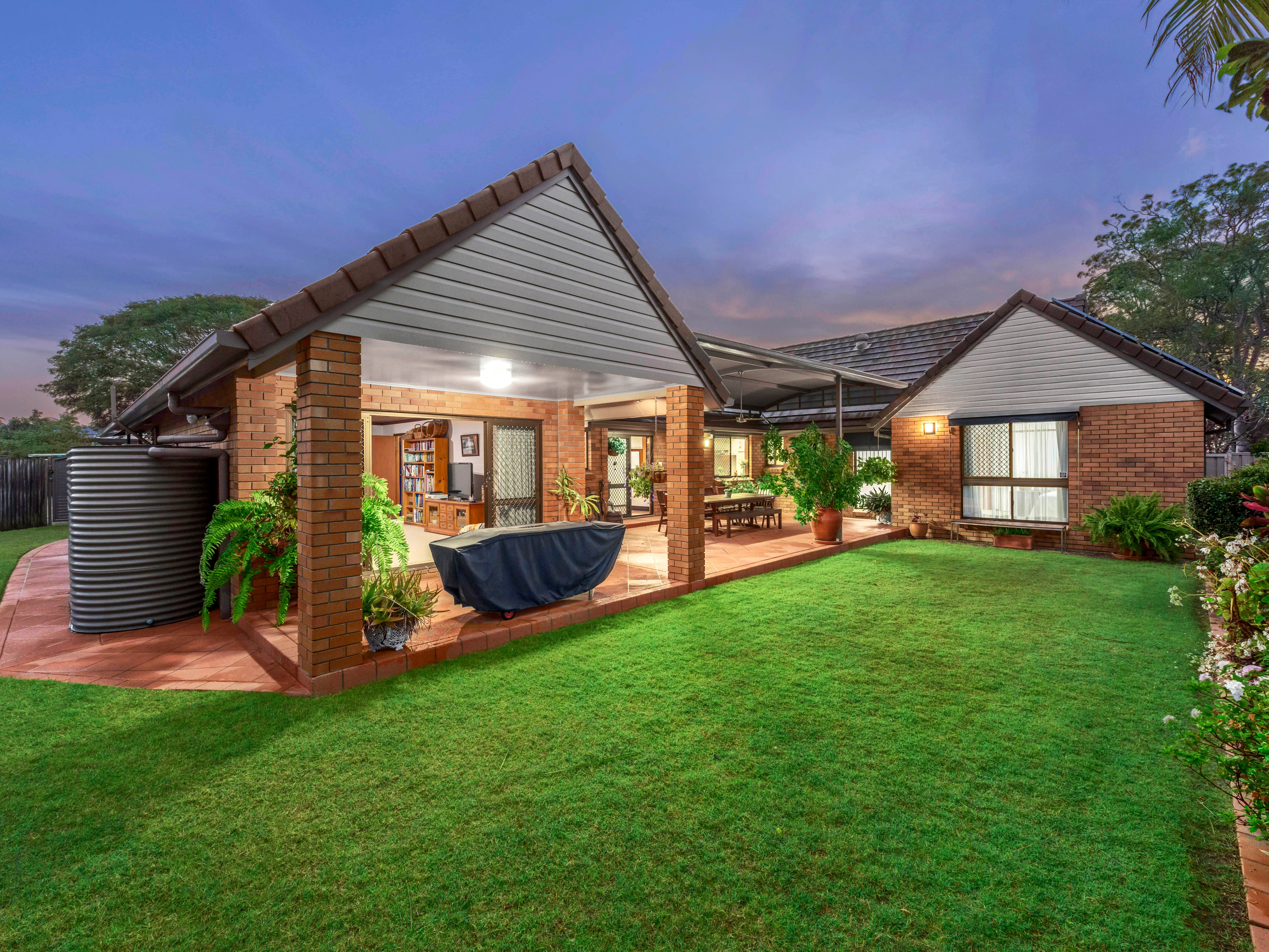 2 Betula Place, Sunnybank Hills, QLD 4109