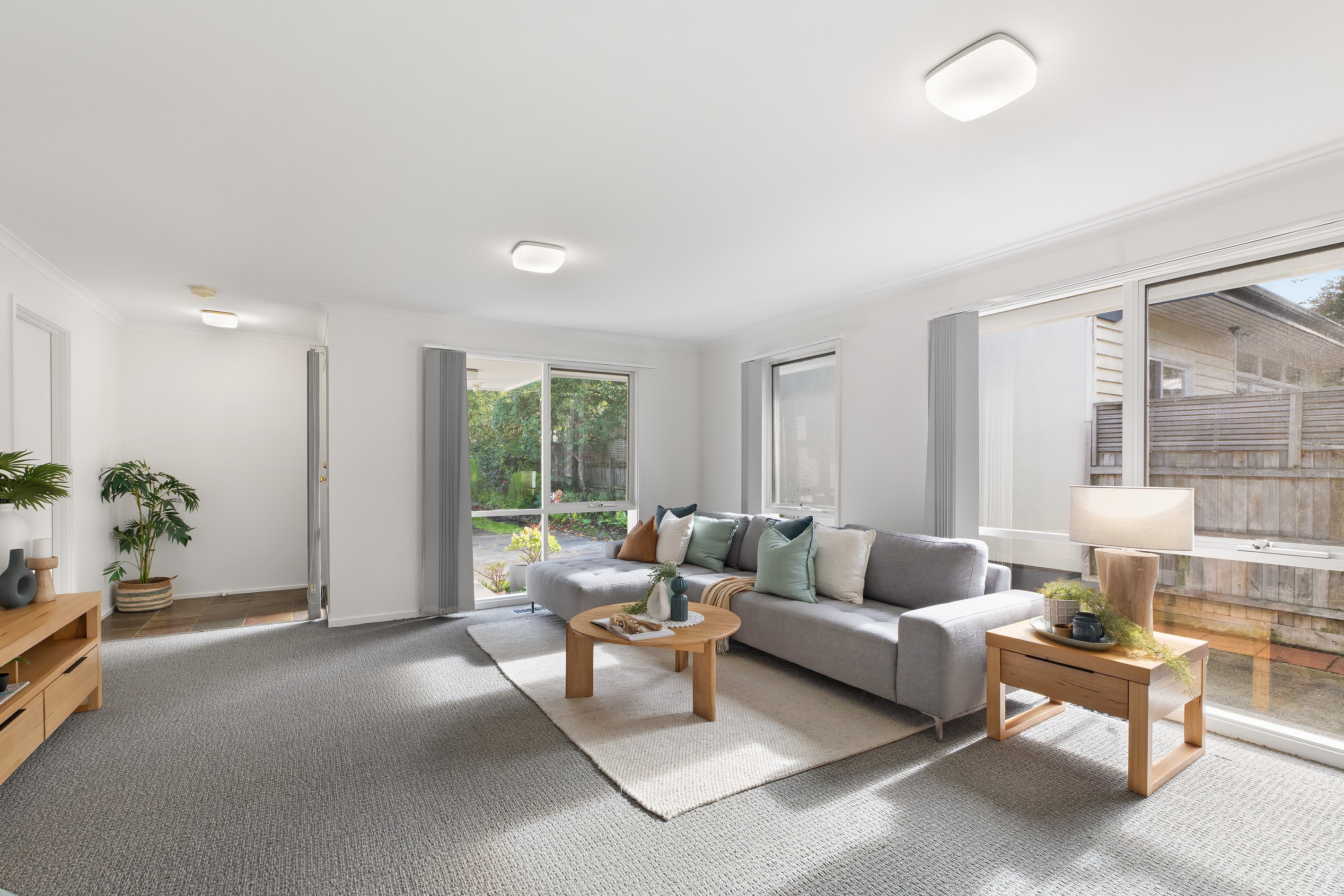 2/129 Surrey Road, Blackburn, VIC 3130