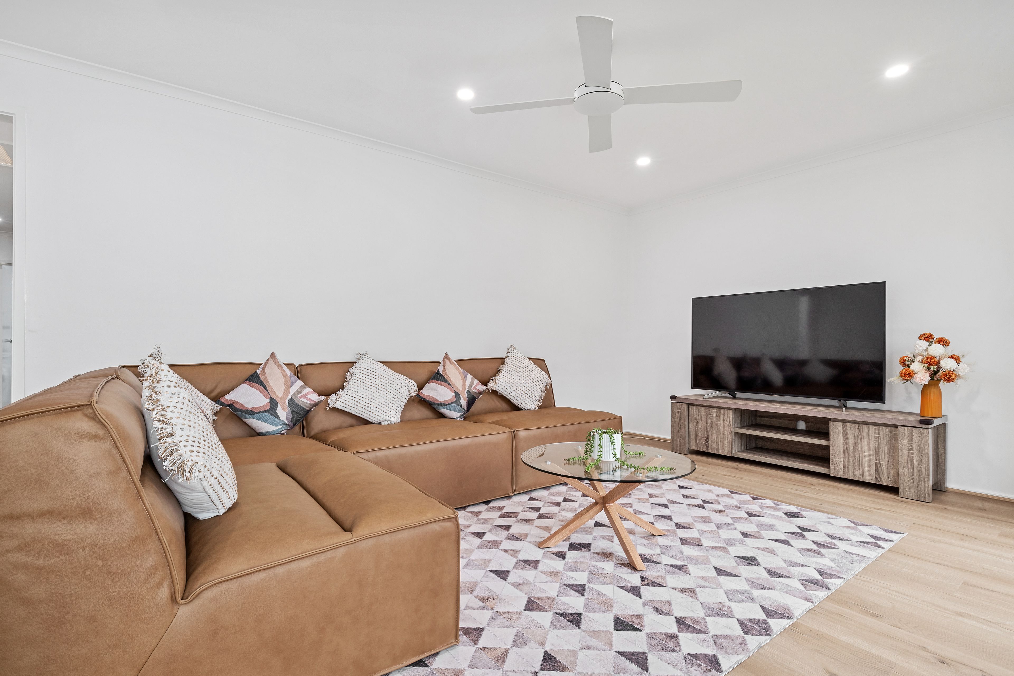 19 Myoora Drive, Mooroolbark, VIC 3138