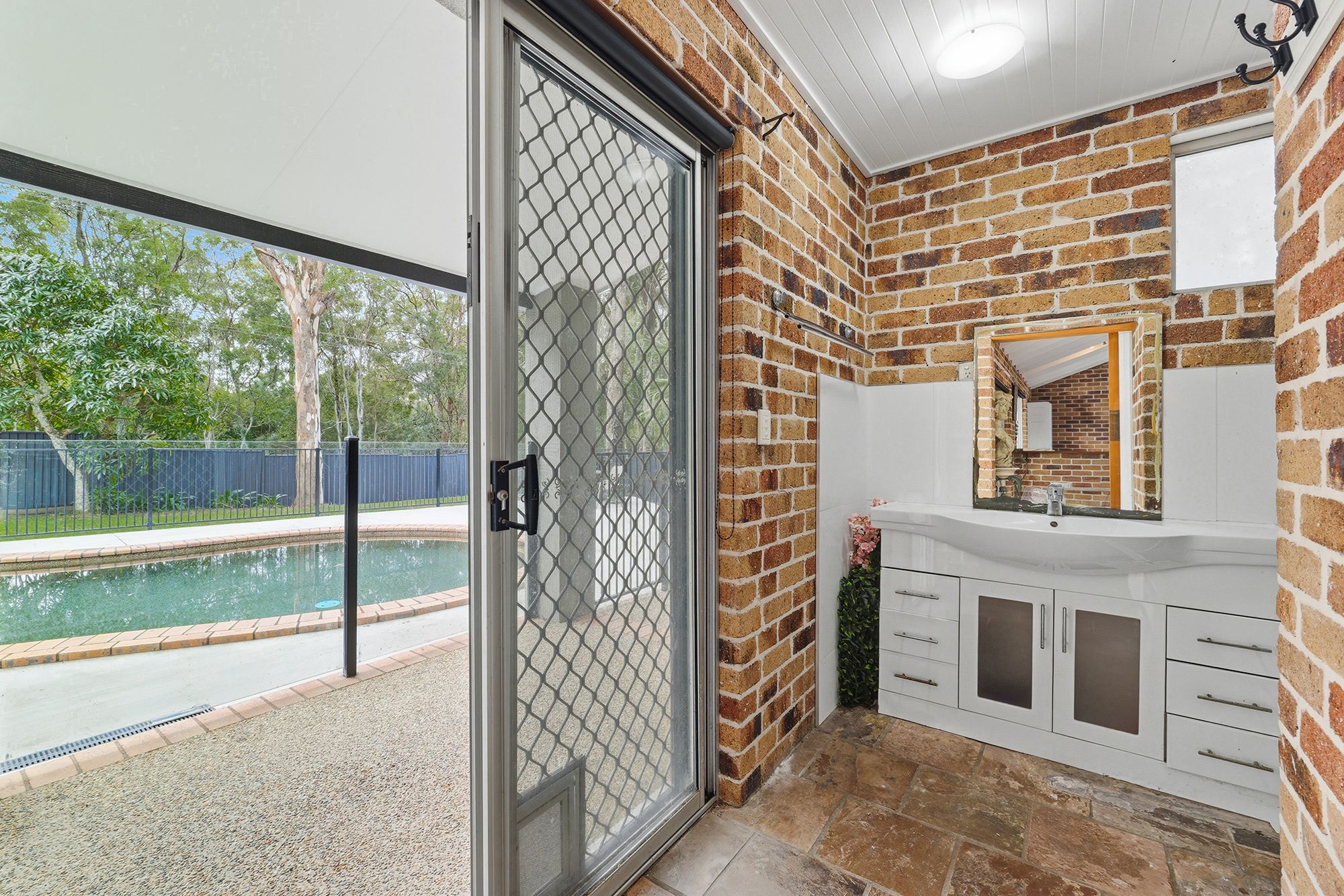 25 Yarrimbah Drive — photo 17 of 27