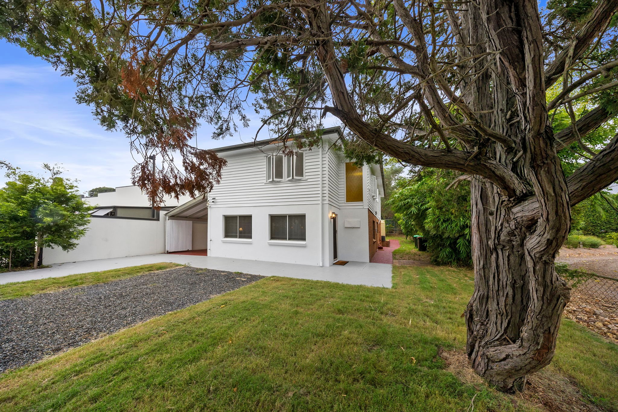 10 Runic Street, Bardon, QLD 4065