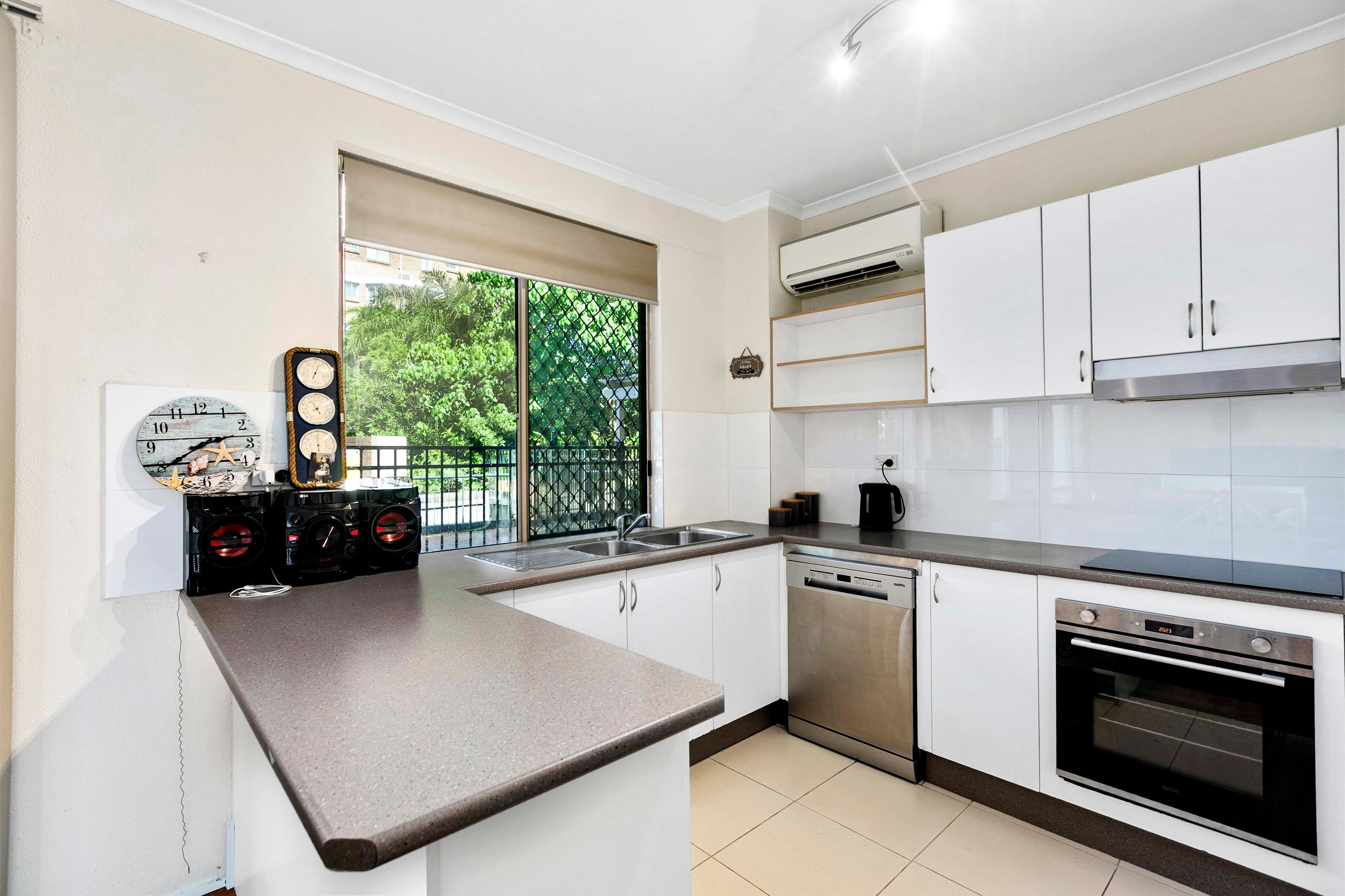 7/383 Esplanade, Torquay, QLD 4655