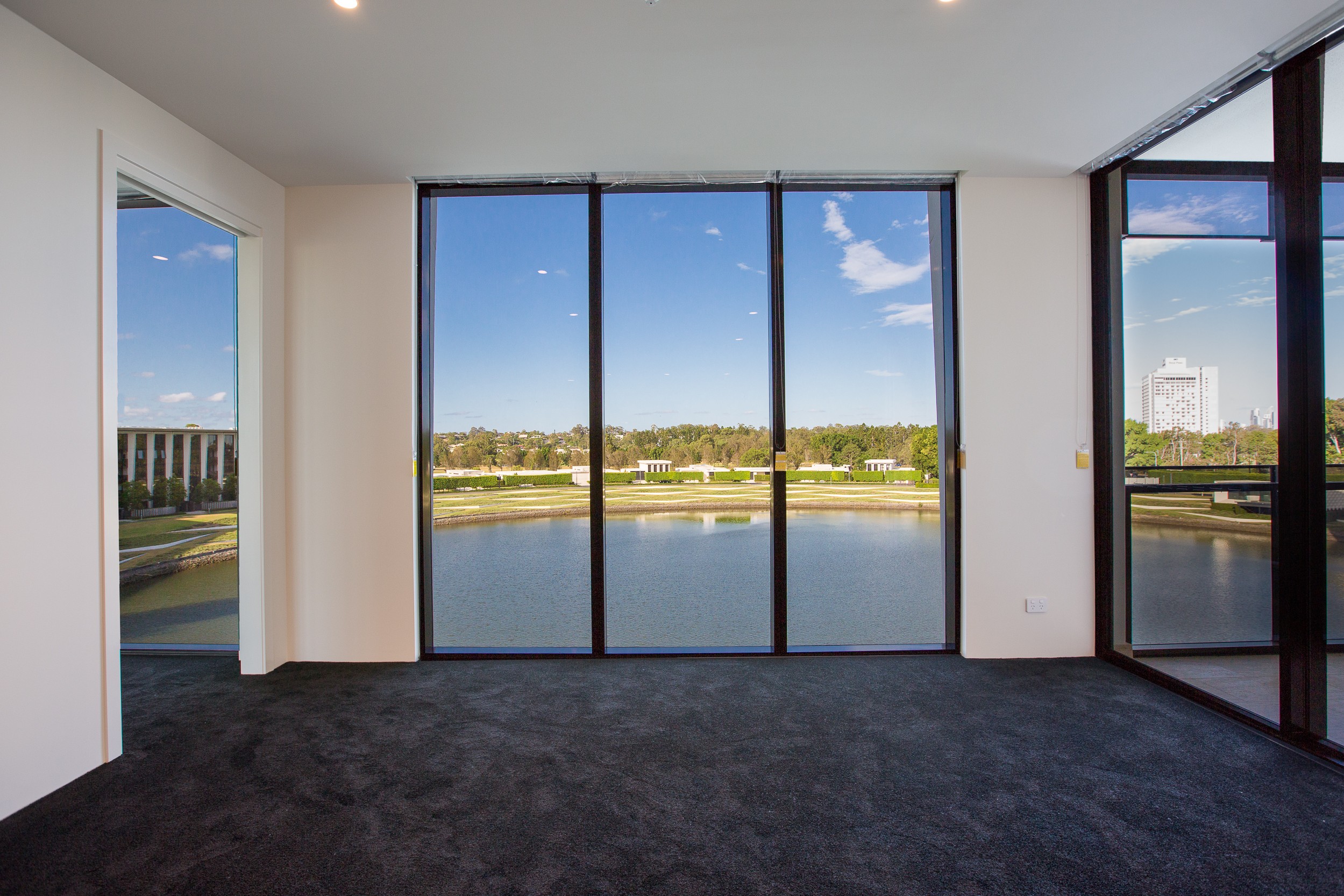 402D/1 The Concourse, Benowa, QLD 4217