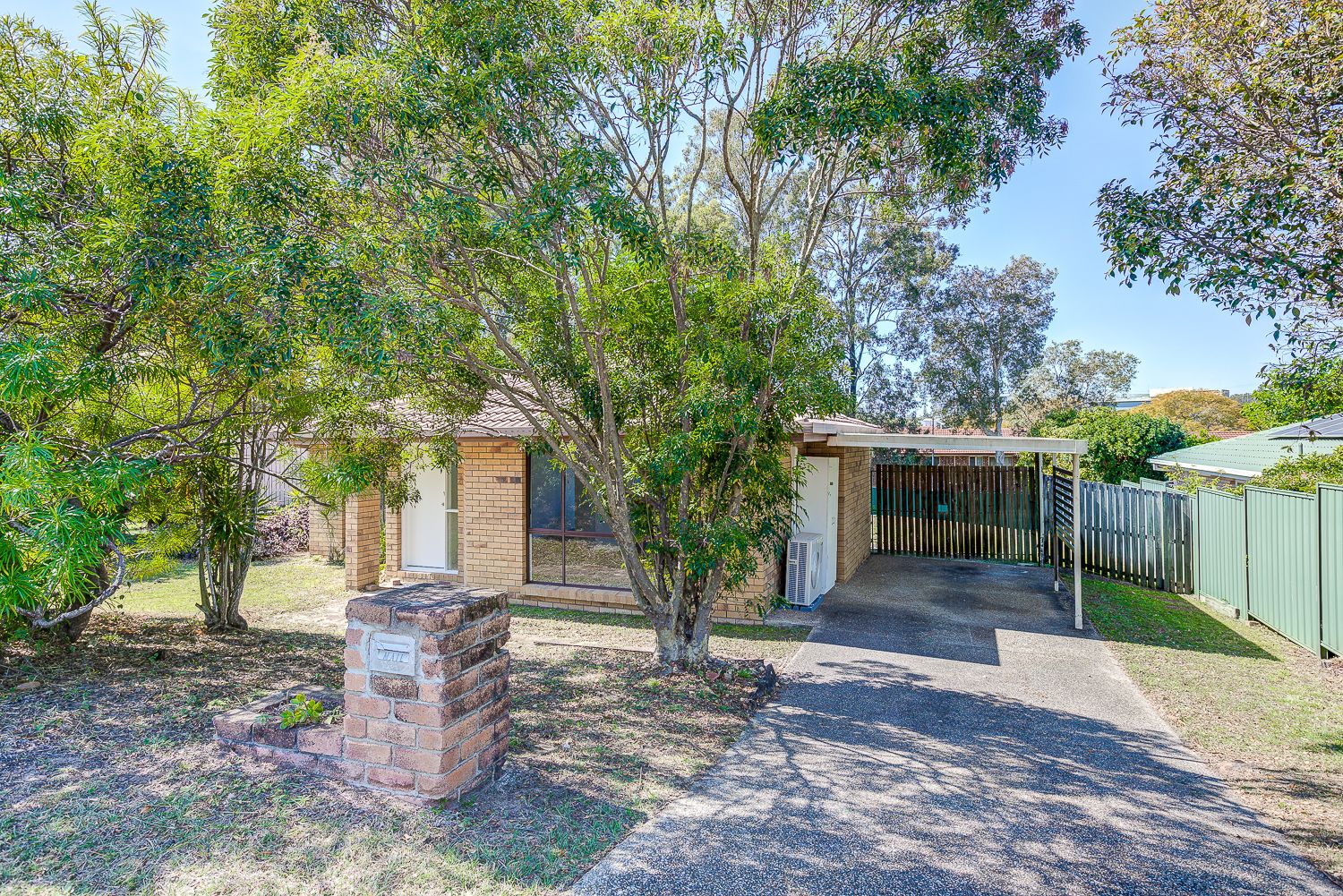 59 Conifer Street, Hillcrest, QLD 4118
