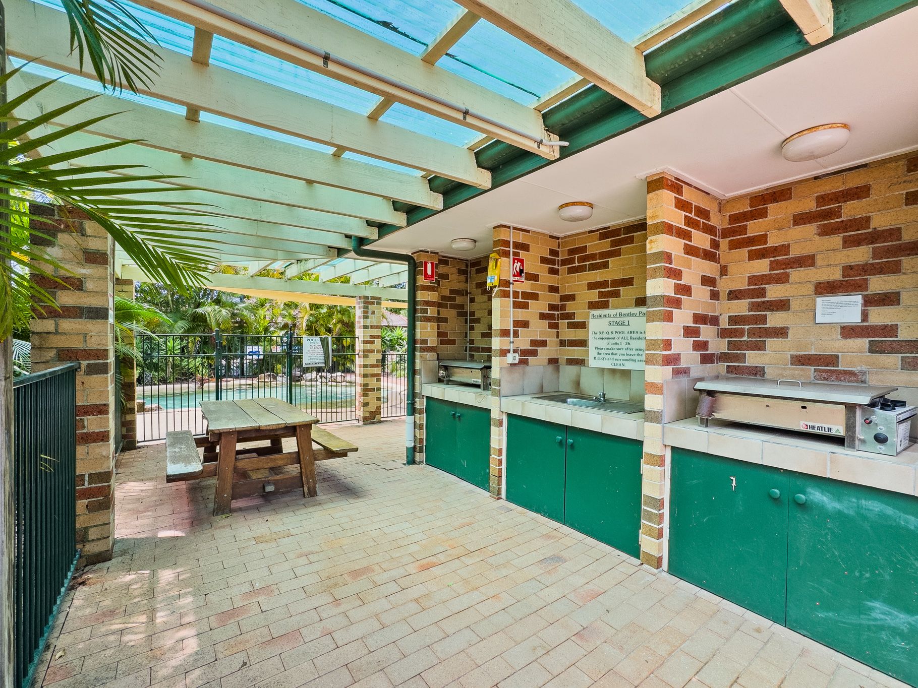 24/1 Bridgman Drive — photo 17 of 30