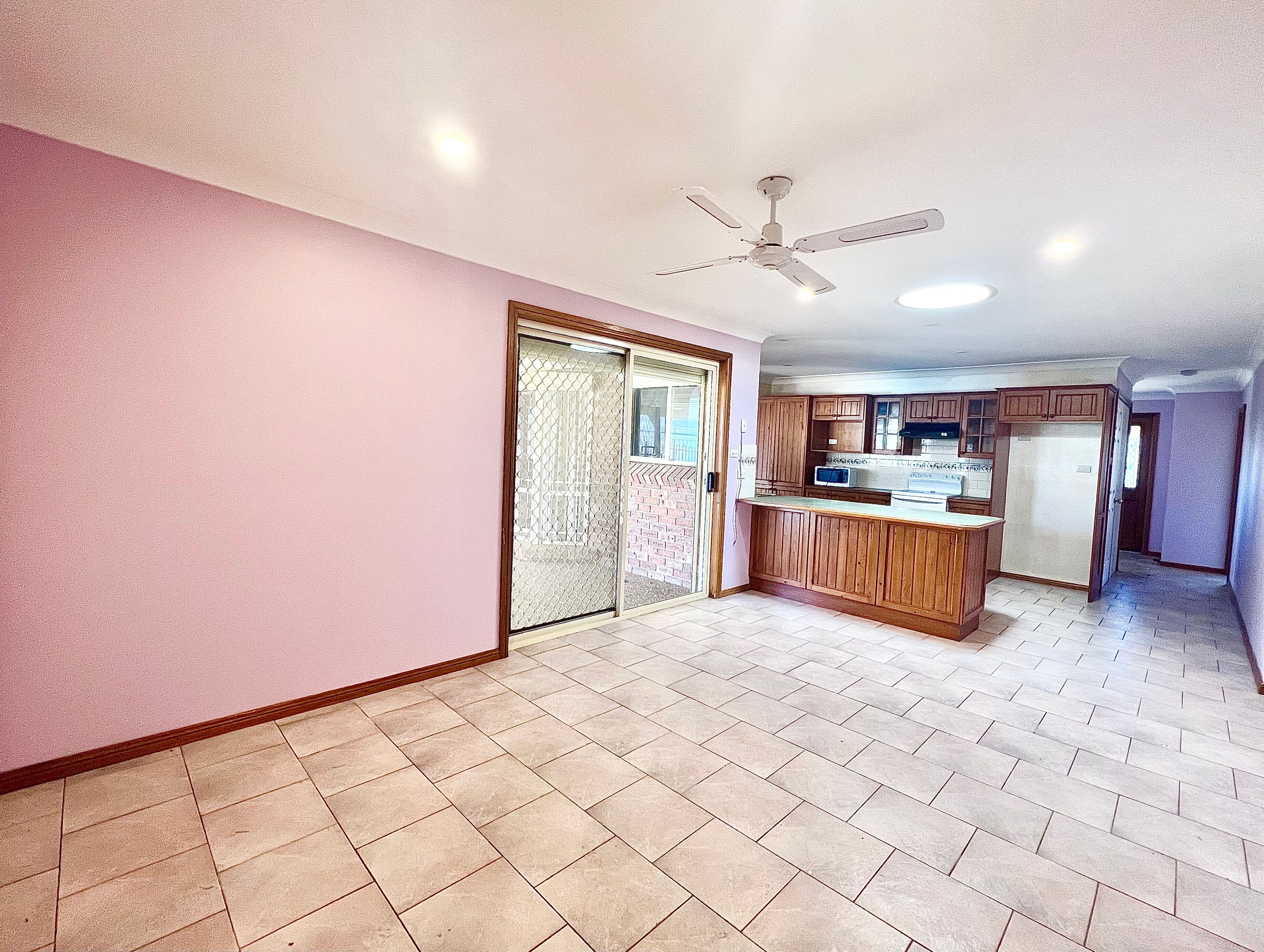 1 Tukidale Close, Elderslie, NSW 2570