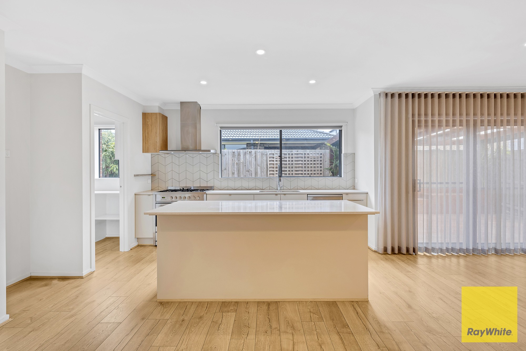 14 Bogong Loop, Tarneit, VIC 3029