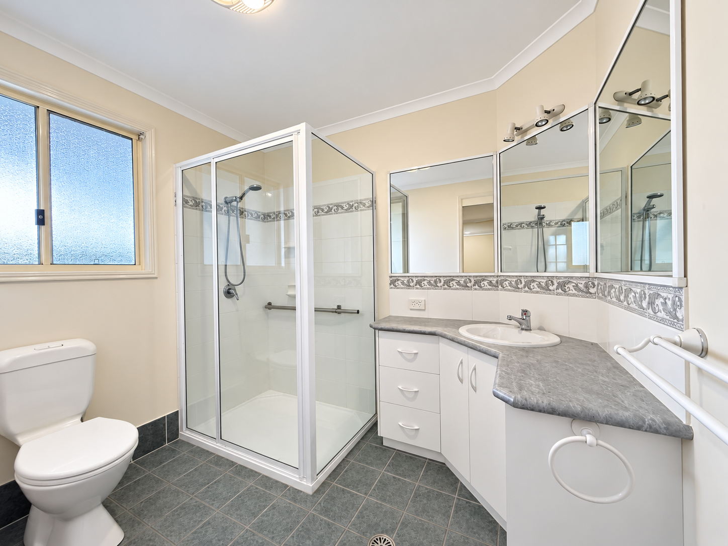 63/69 Light Street — photo 7 of 14