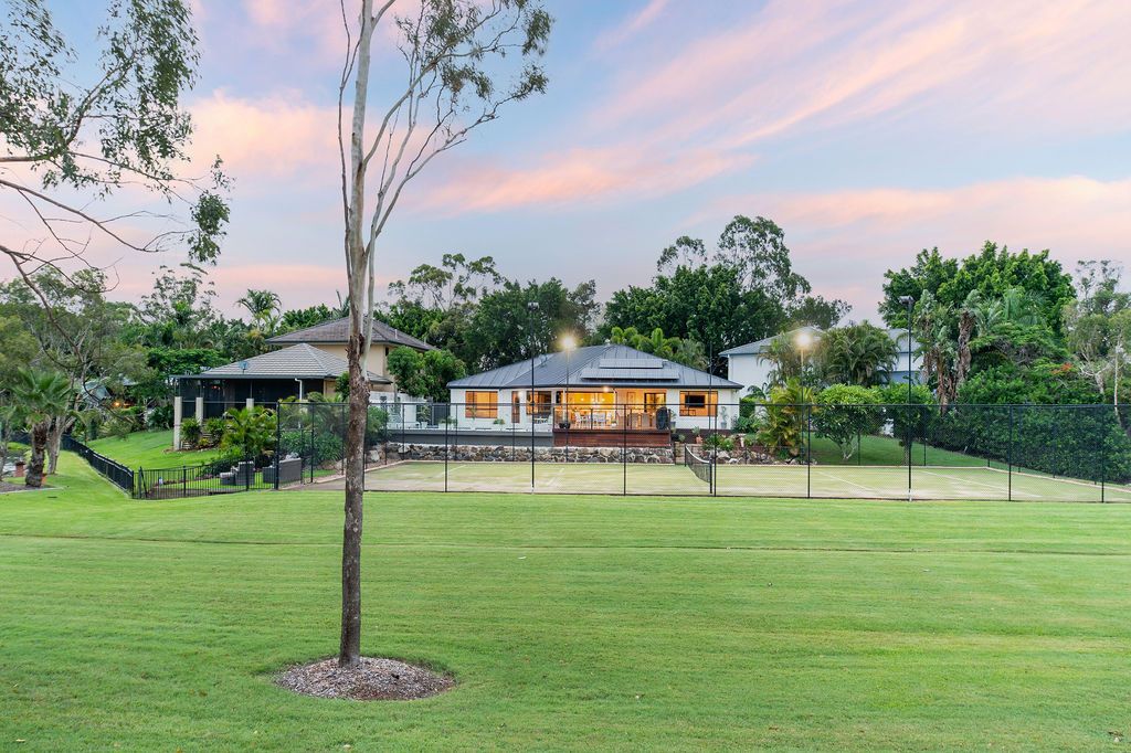 6 River Cove Place, Helensvale, QLD 4212