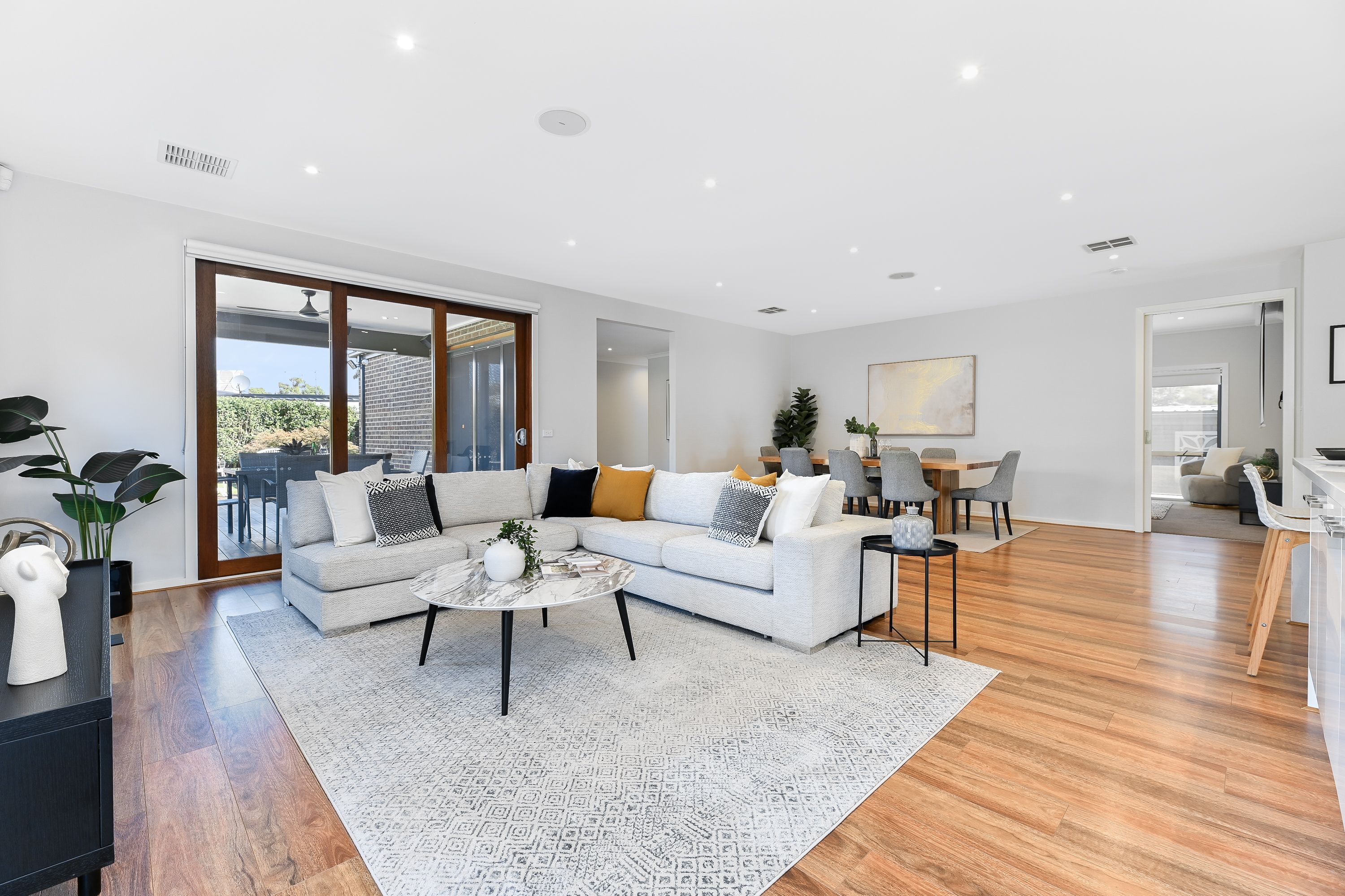 4 Marie Court, Mount Waverley, VIC 3149