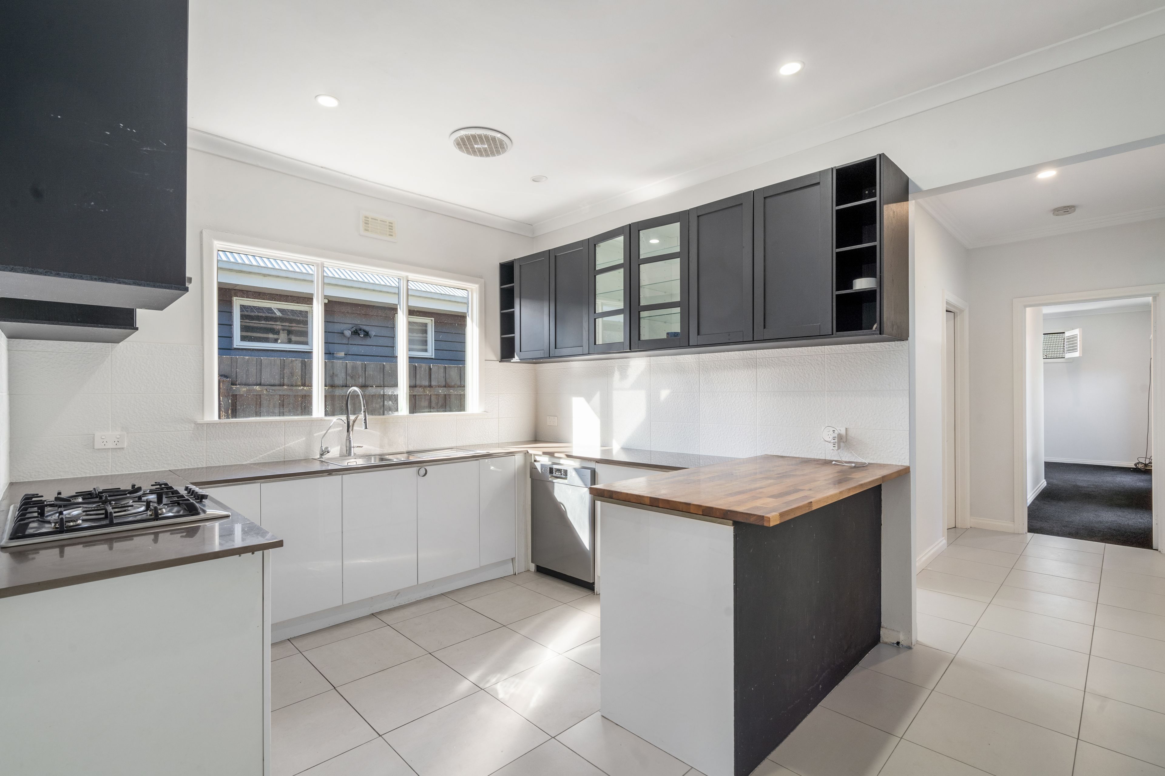 2 Judd Parade, Cheltenham, VIC 3192