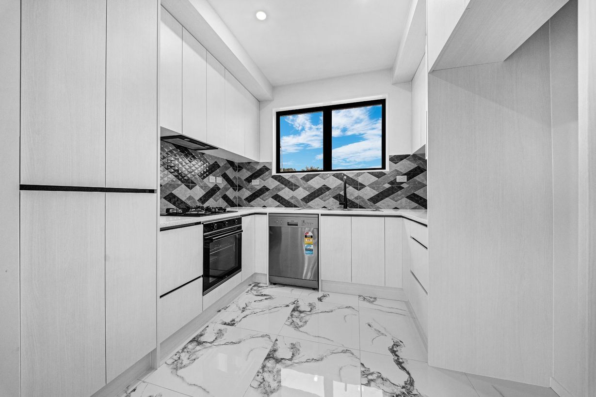 1/8 Friesian Drive, Mangere, Manukau City