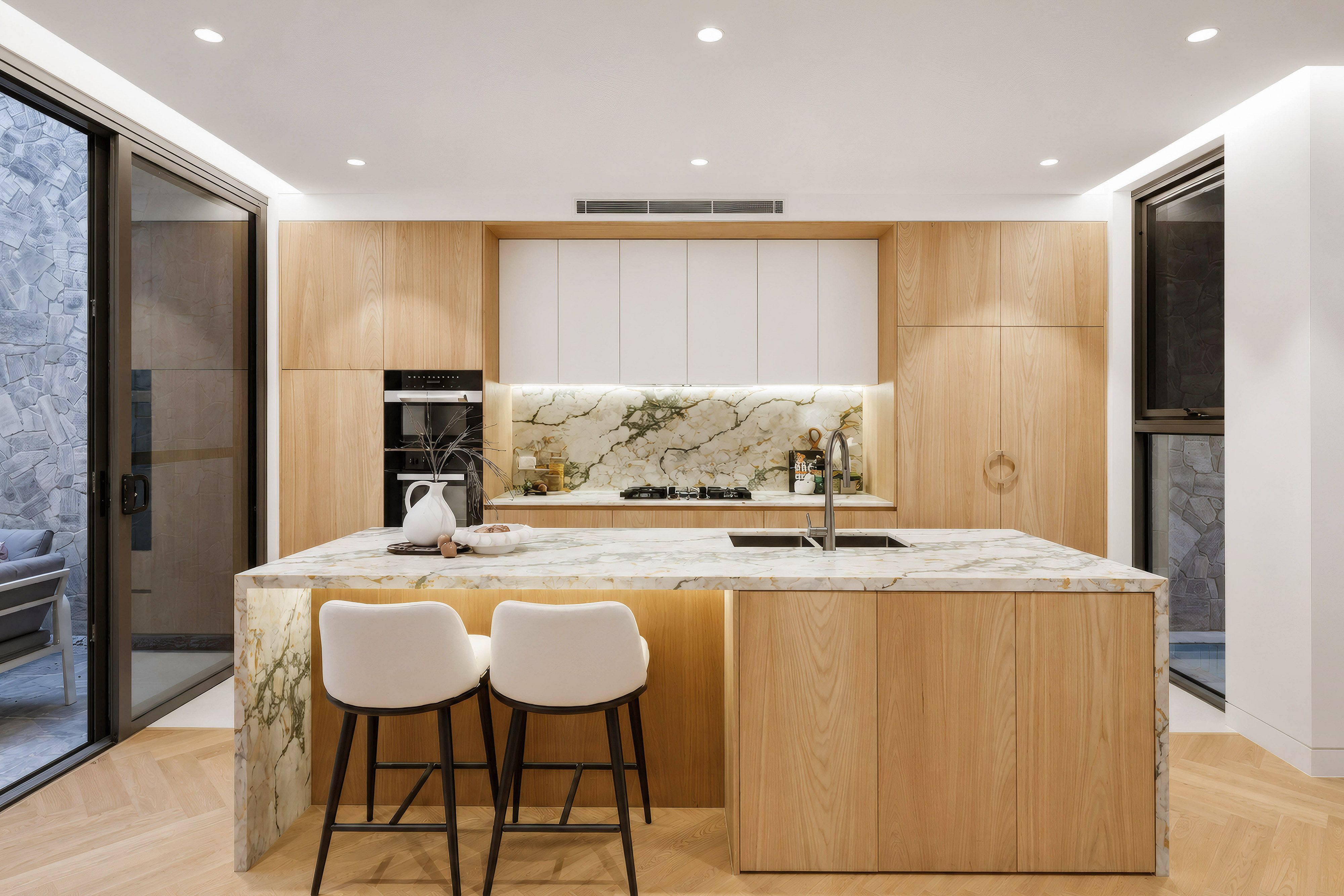 82 Bassett Street — photo 4 of 16