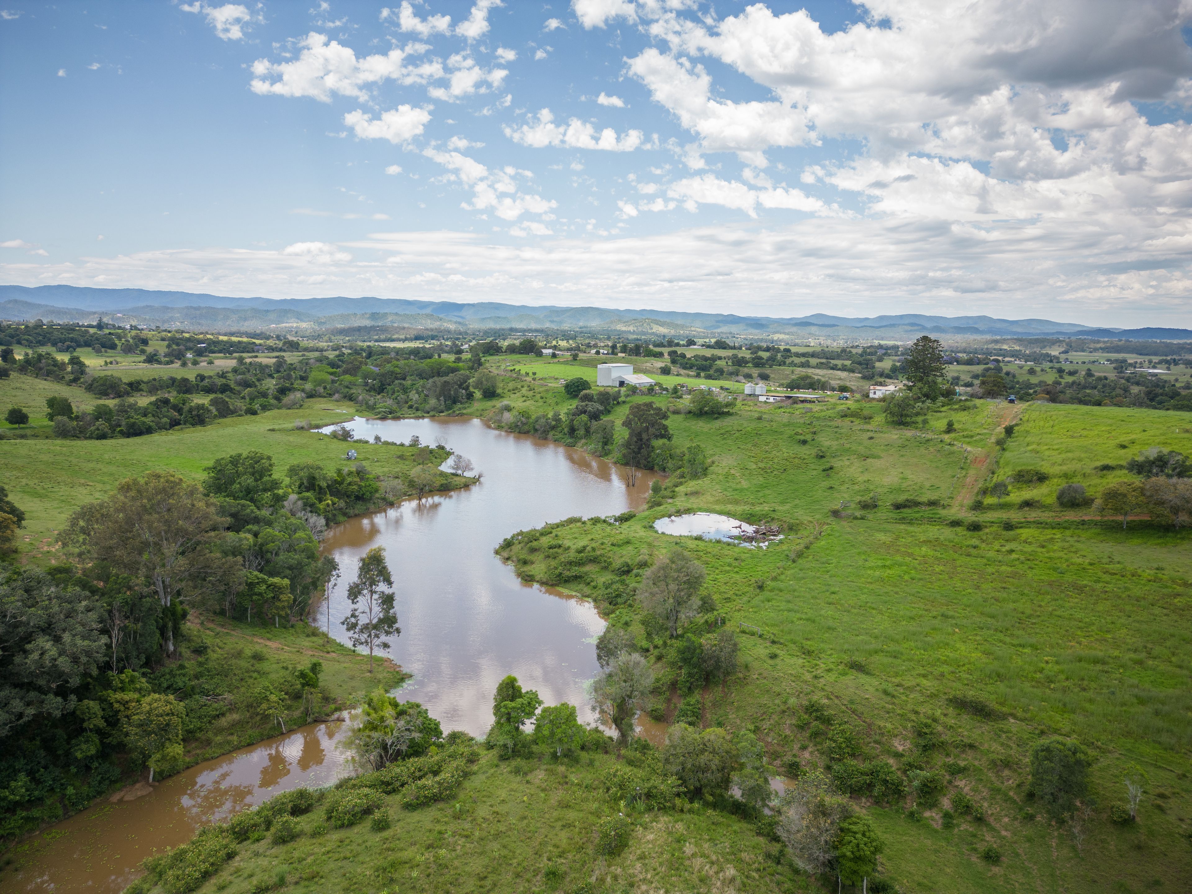 237 Hecks Road, Glamorgan Vale, QLD 4306