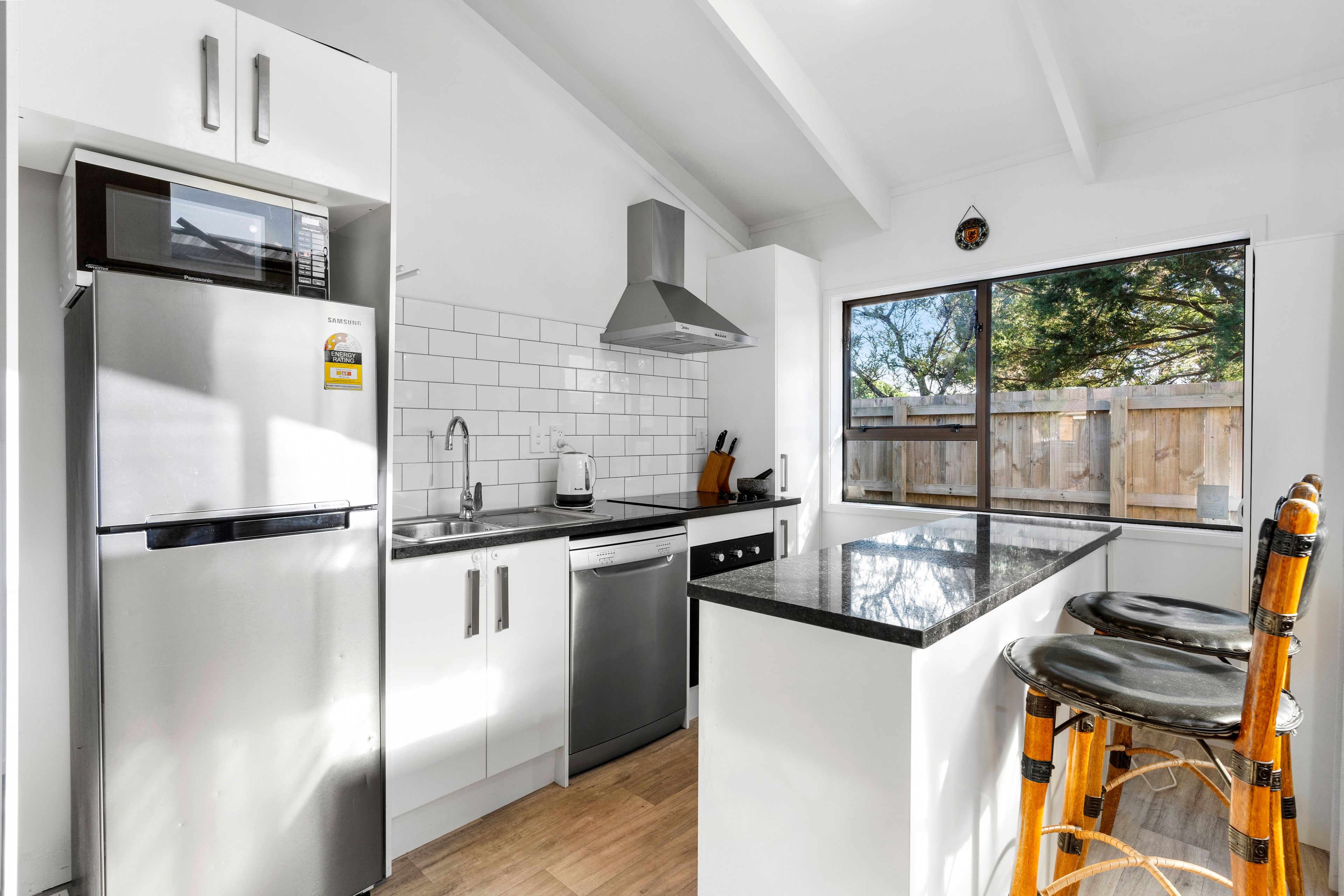 2A Pinedale Place, Henderson, Waitakere City