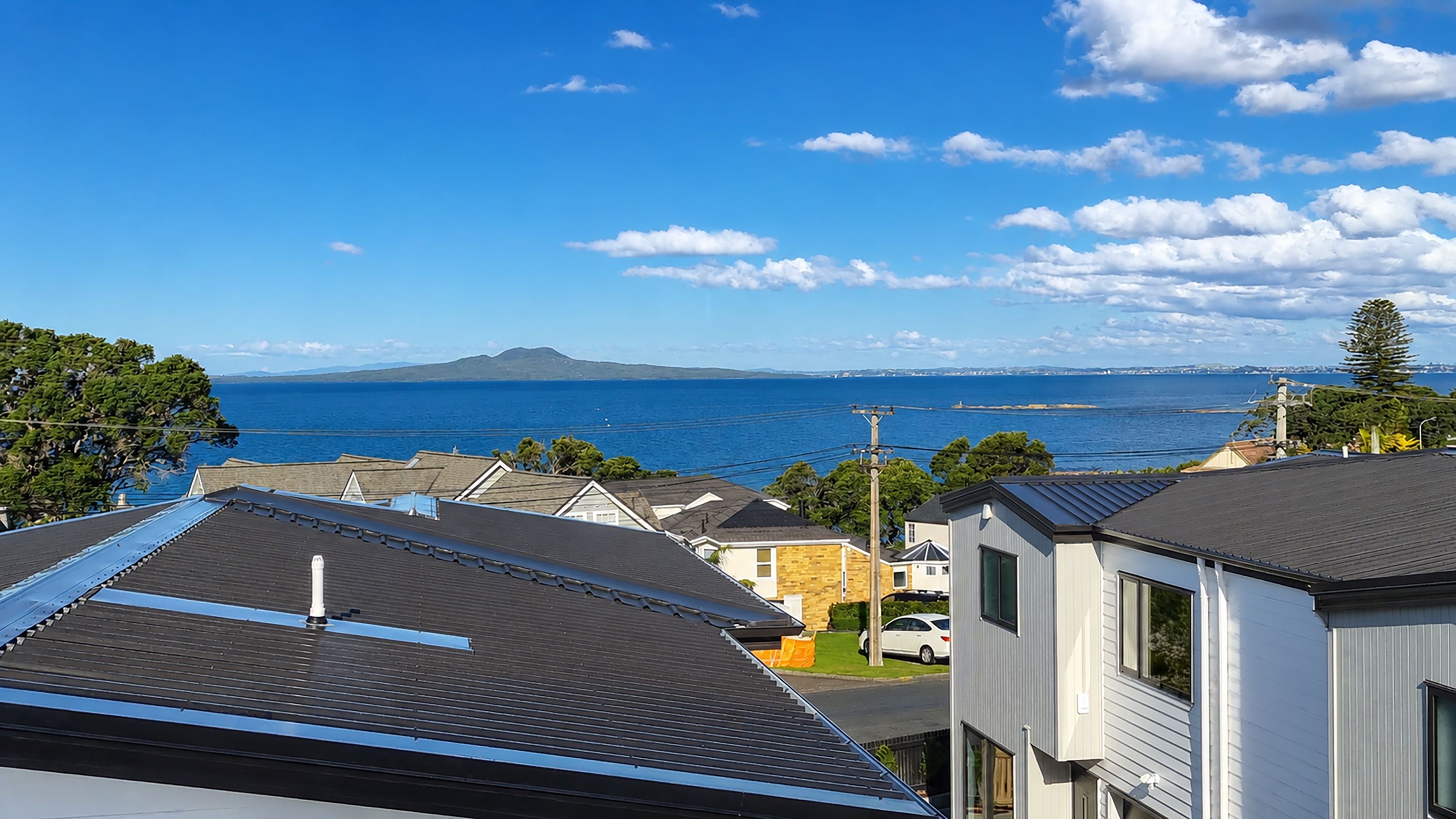 17A Rock Isle Road, Torbay, North Shore City