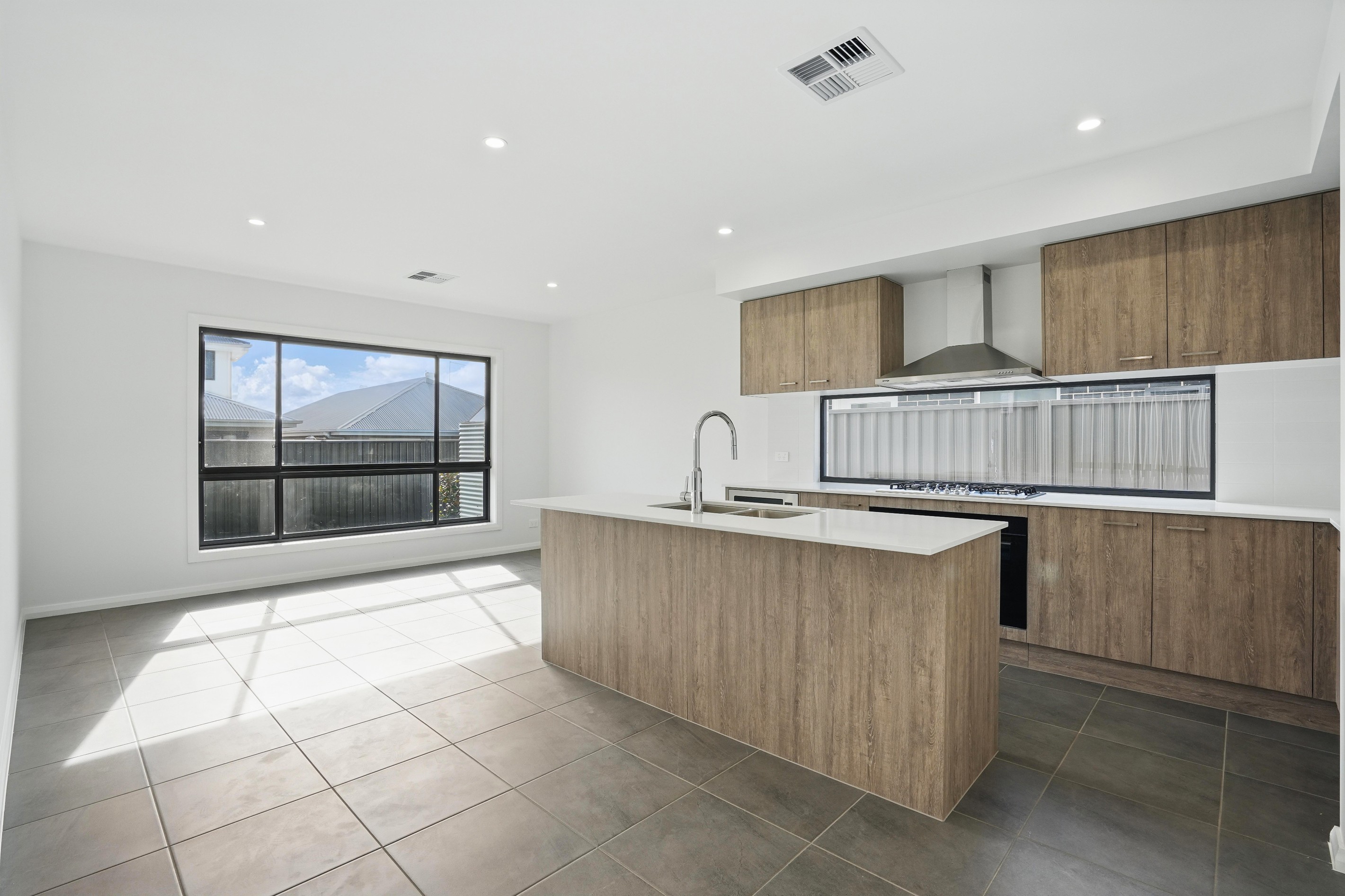 6 Whitrod Avenue, Oran Park, NSW 2570